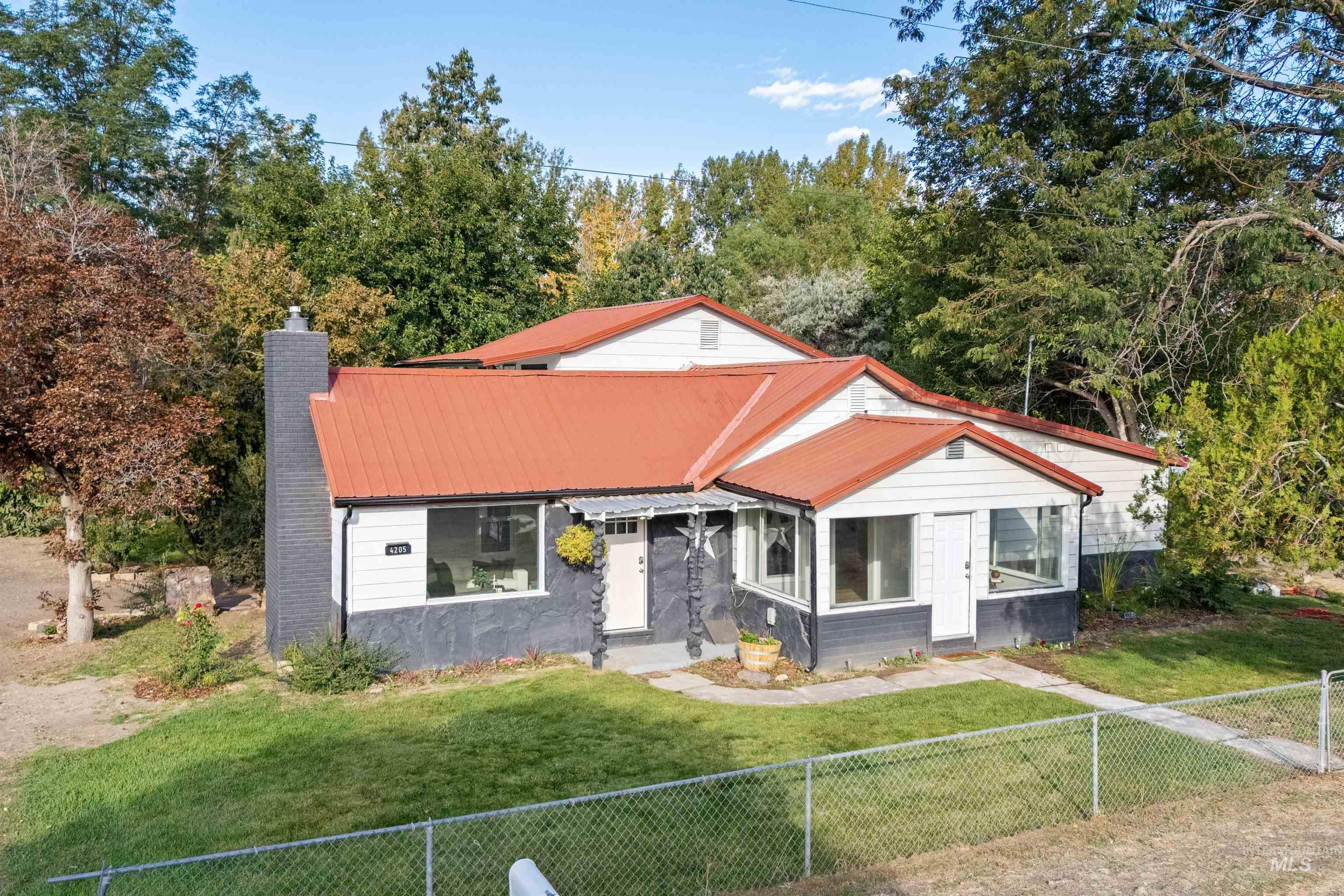 4205 N 1410 E Property Photo 1