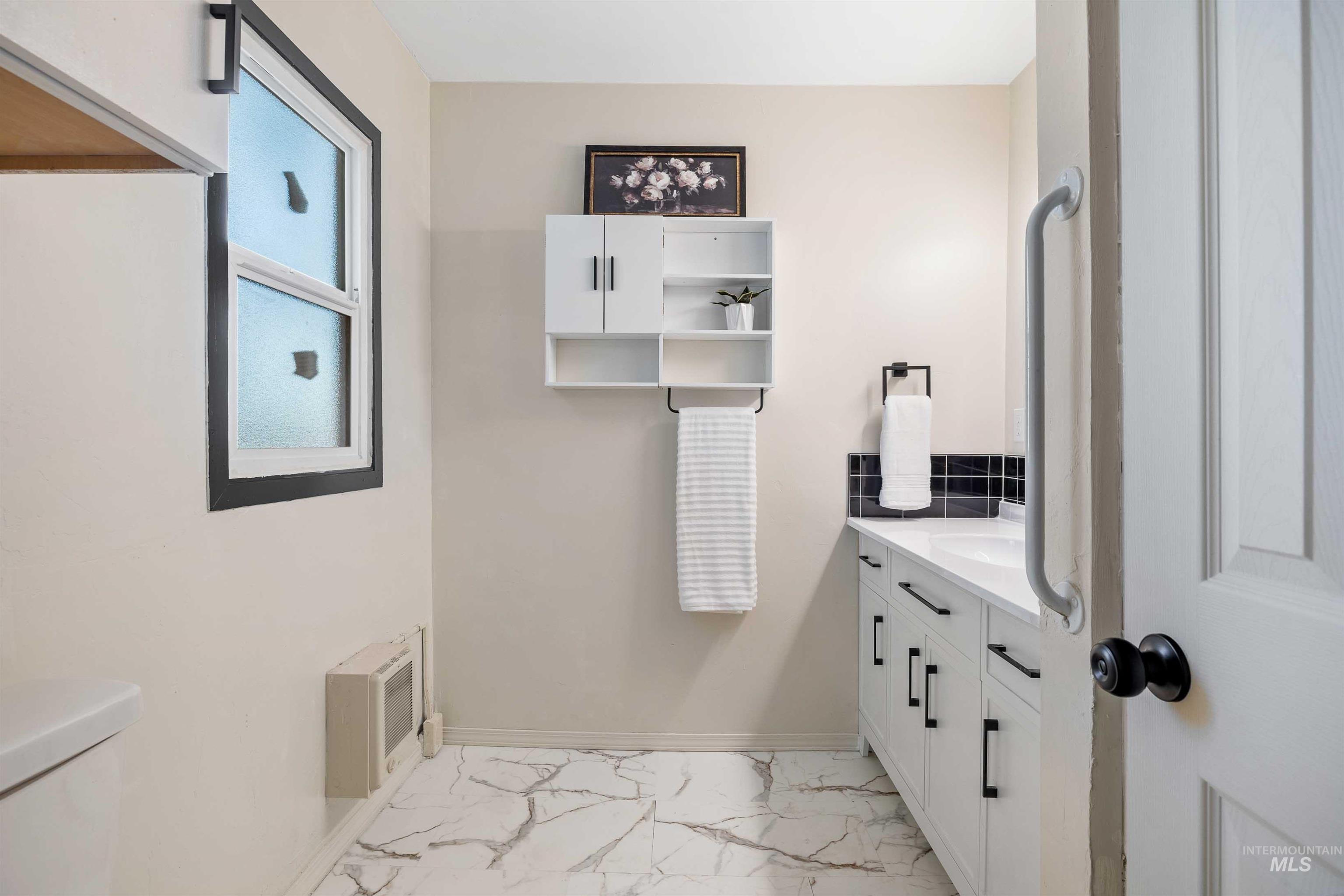 4205 N 1410 E Property Photo 13