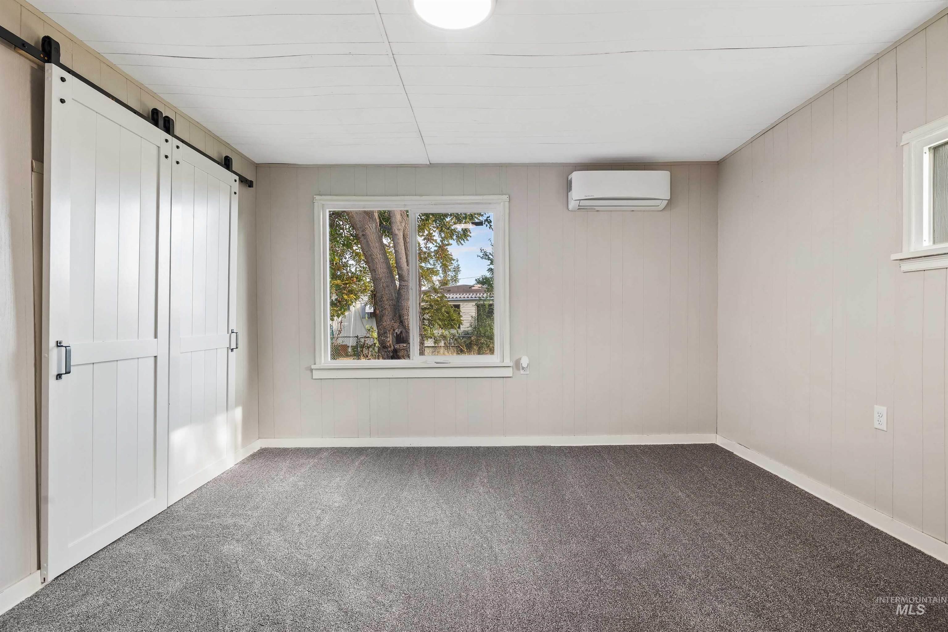 4205 N 1410 E Property Photo 15