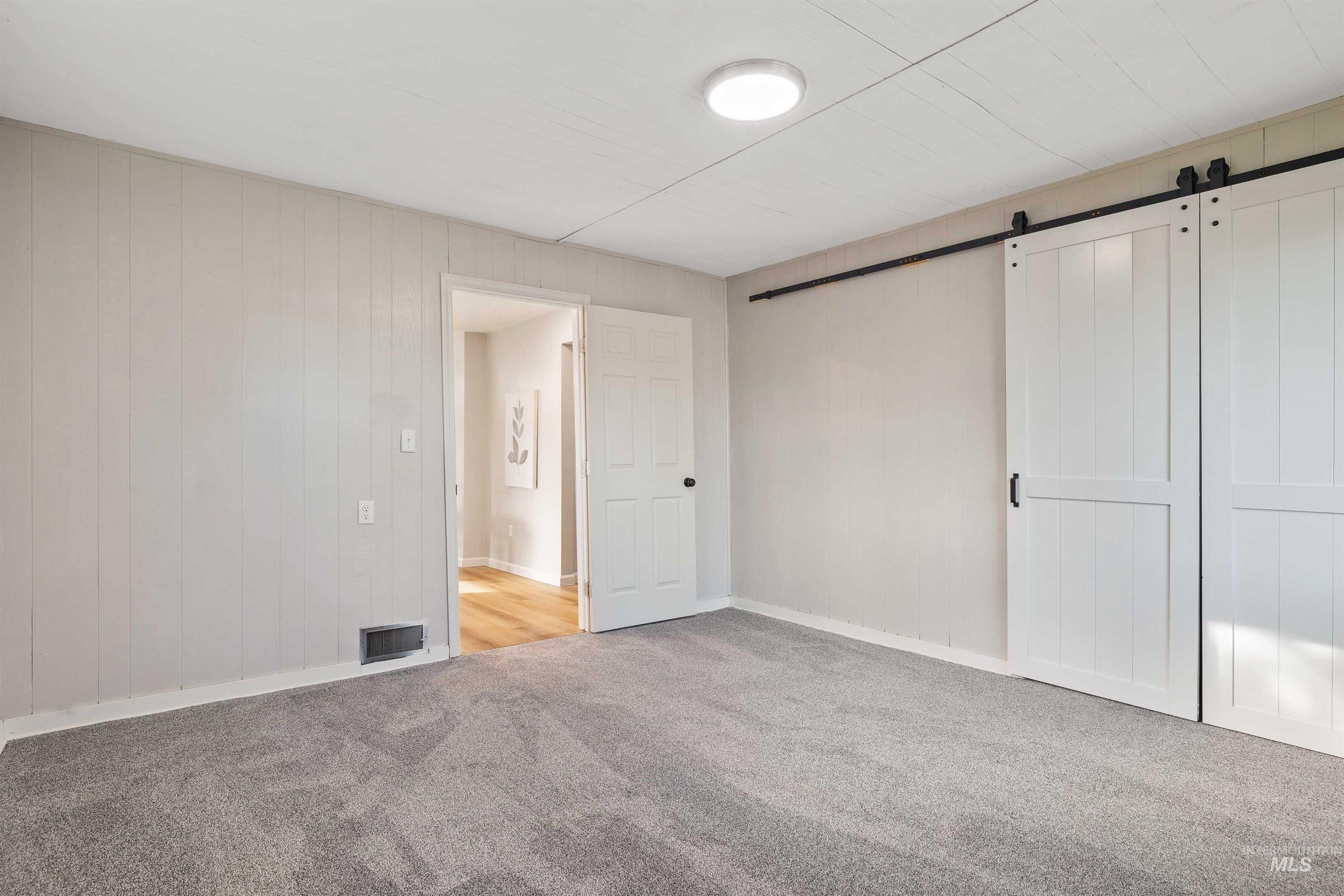 4205 N 1410 E Property Photo 16
