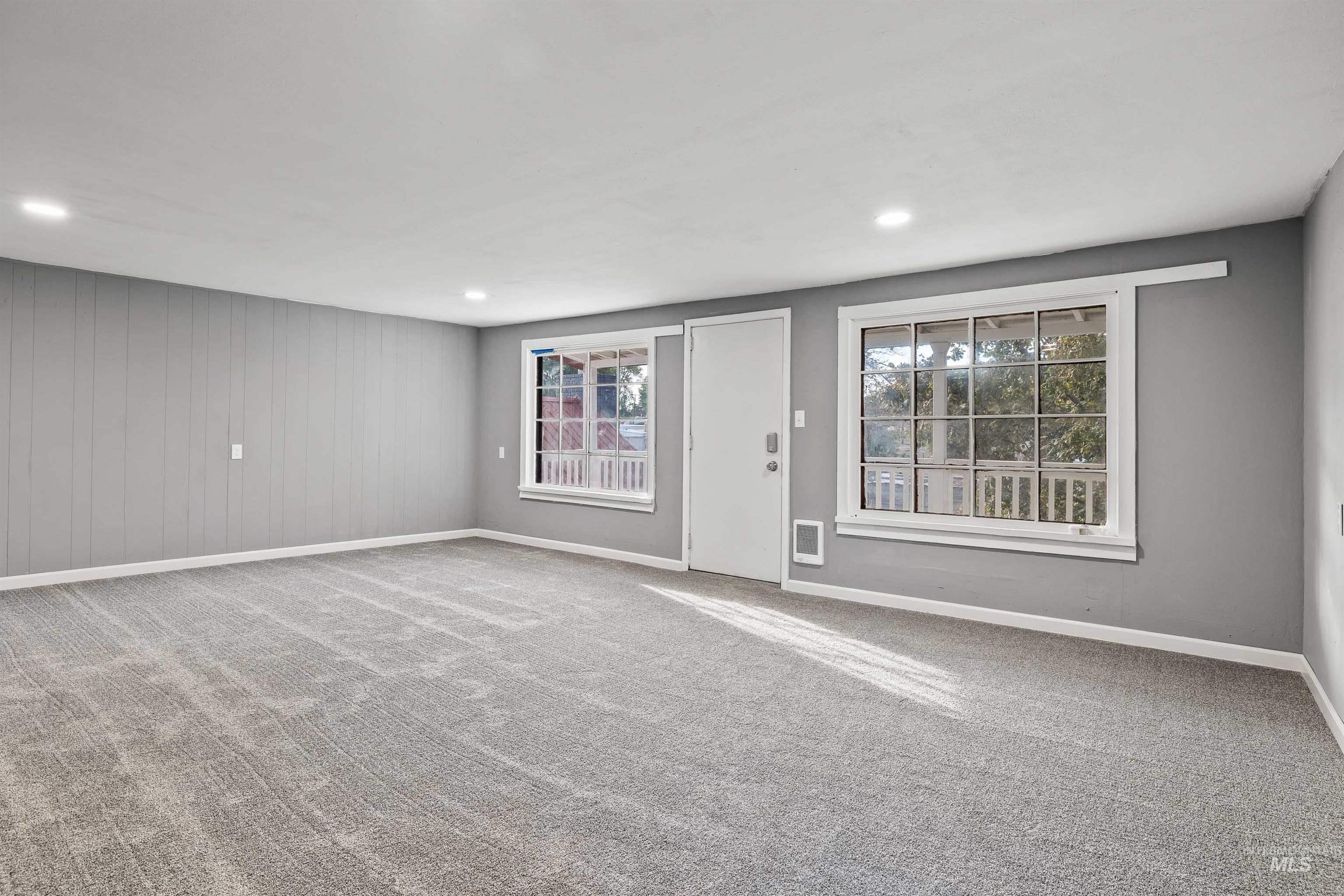 4205 N 1410 E Property Photo 17