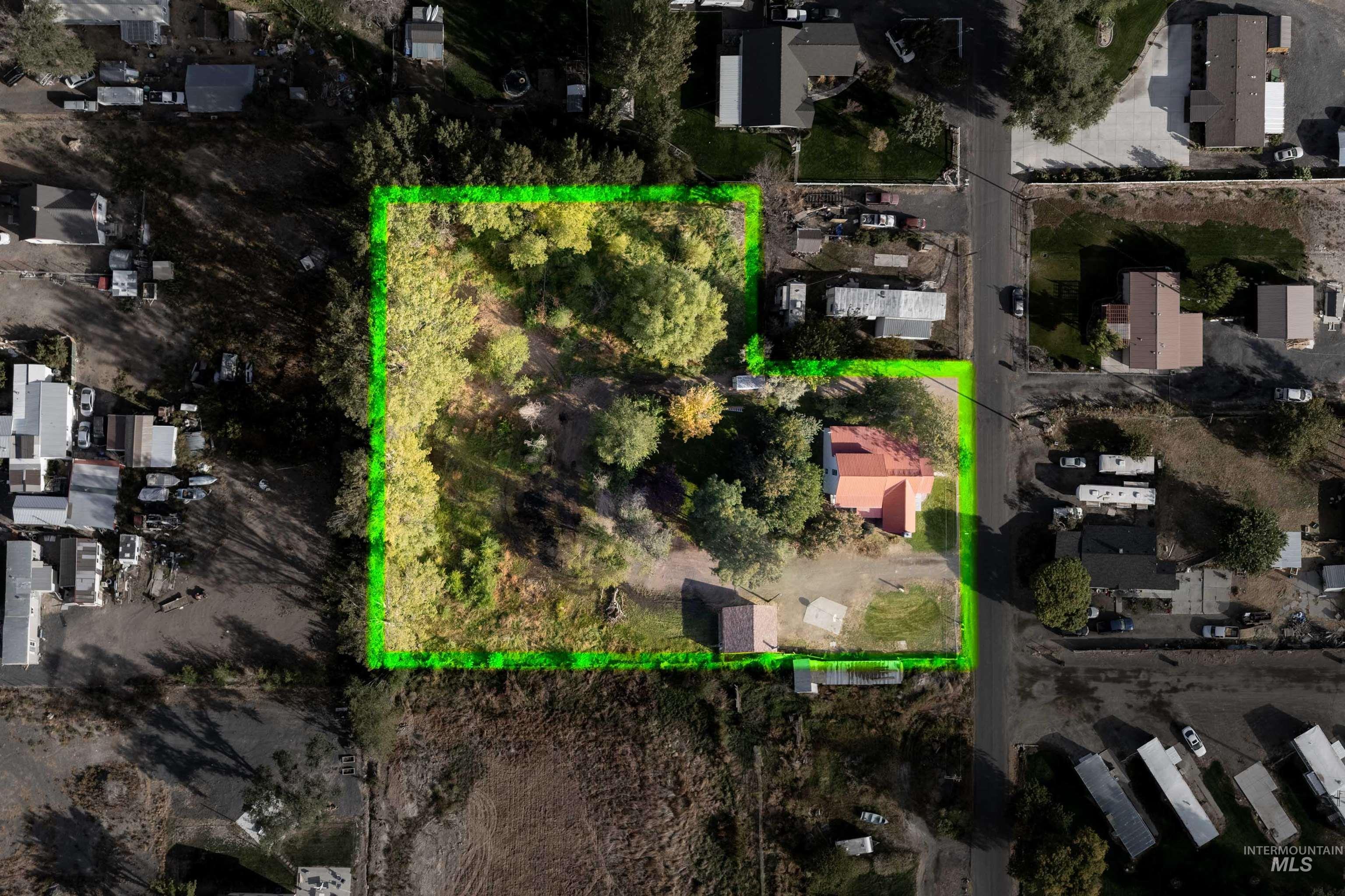 4205 N 1410 E Property Photo 35