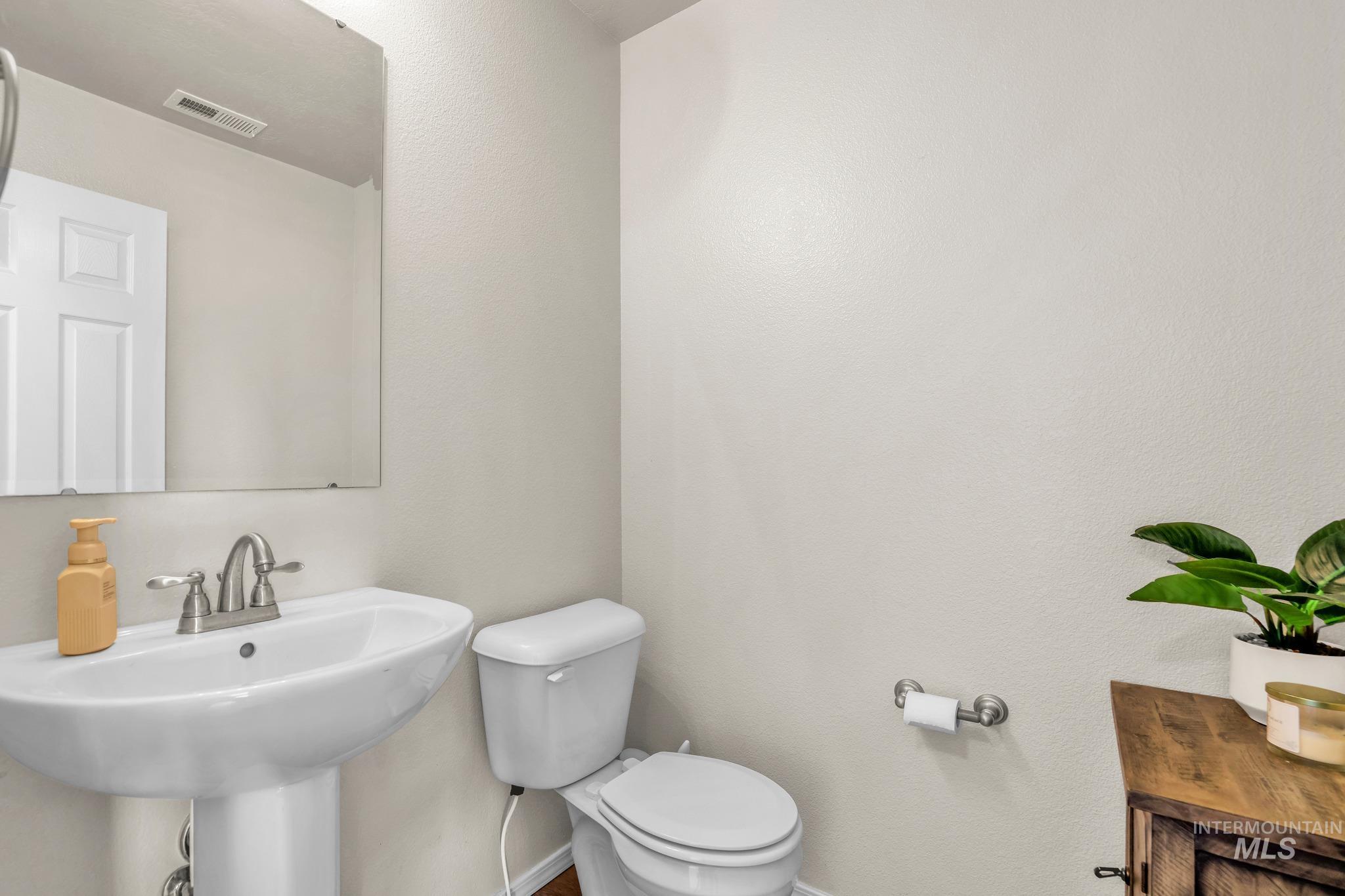 805 Sw Miner Property Photo 23