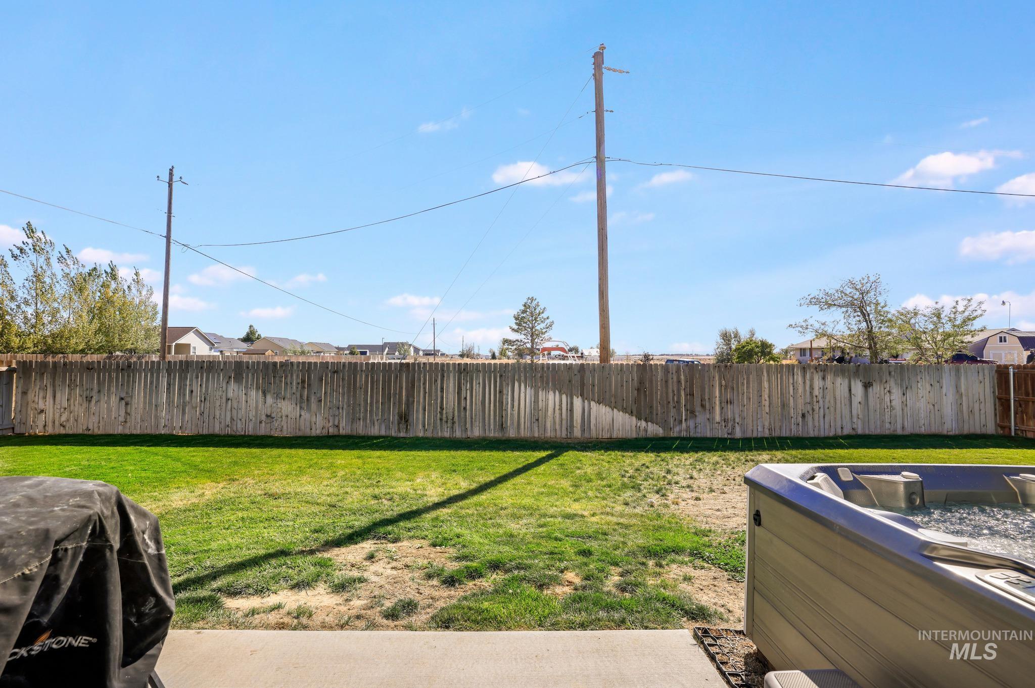 805 Sw Miner Property Photo 38