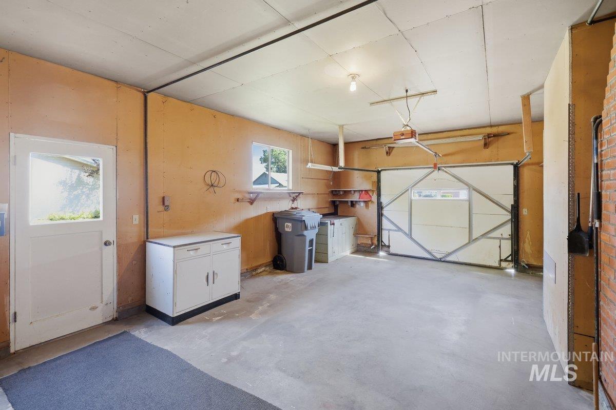 601 N Georgia Ave Property Photo 16