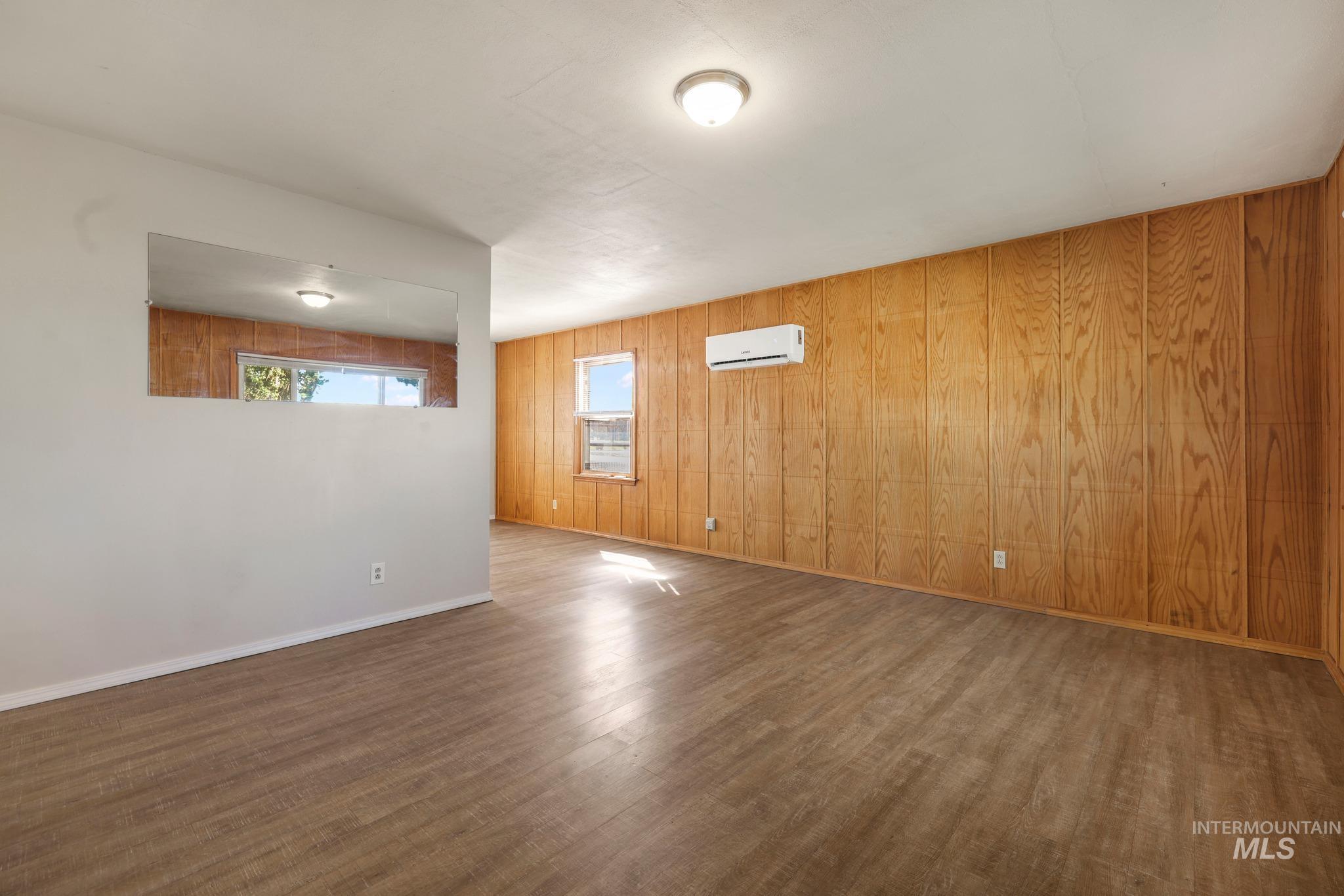 621 Parnell Dr Property Photo 8
