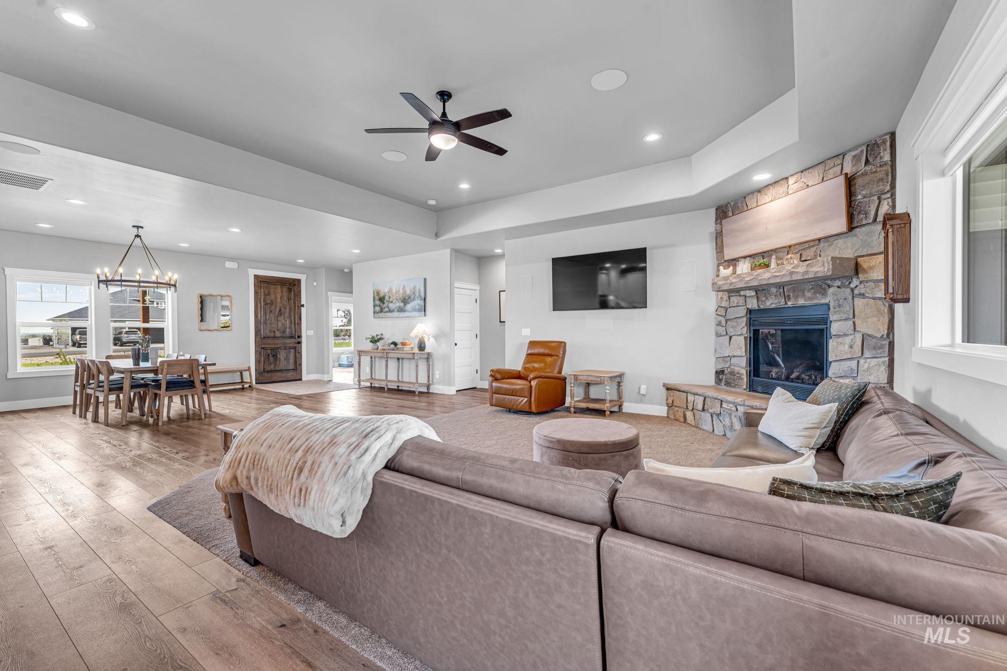 3837 N 2469 E Property Photo 6