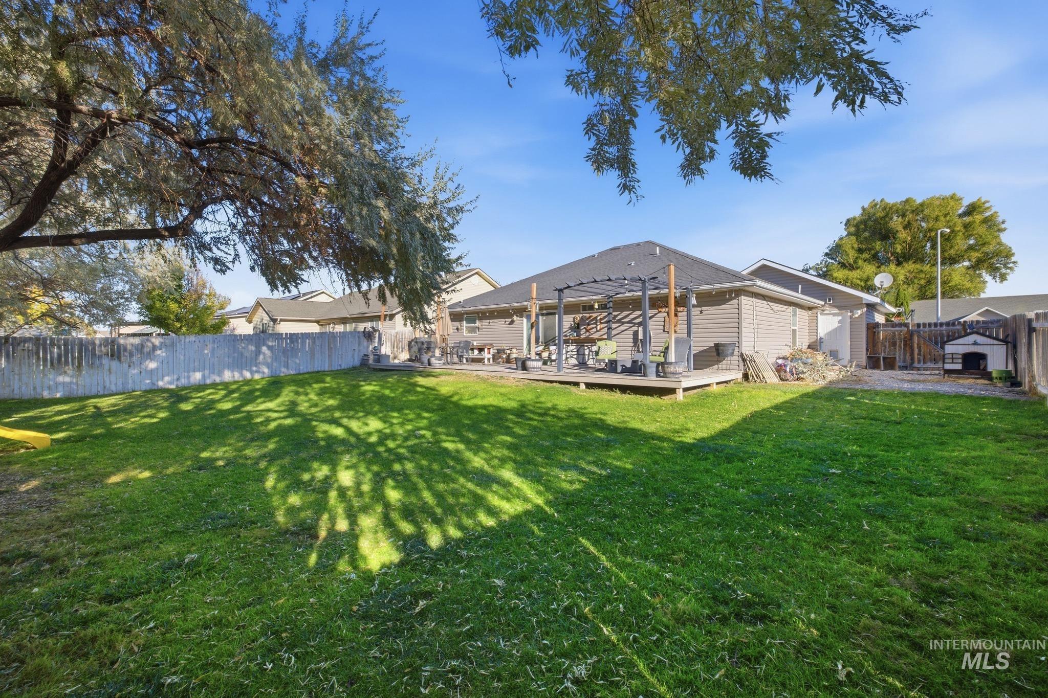 1009 Lauren Lane Property Photo 8
