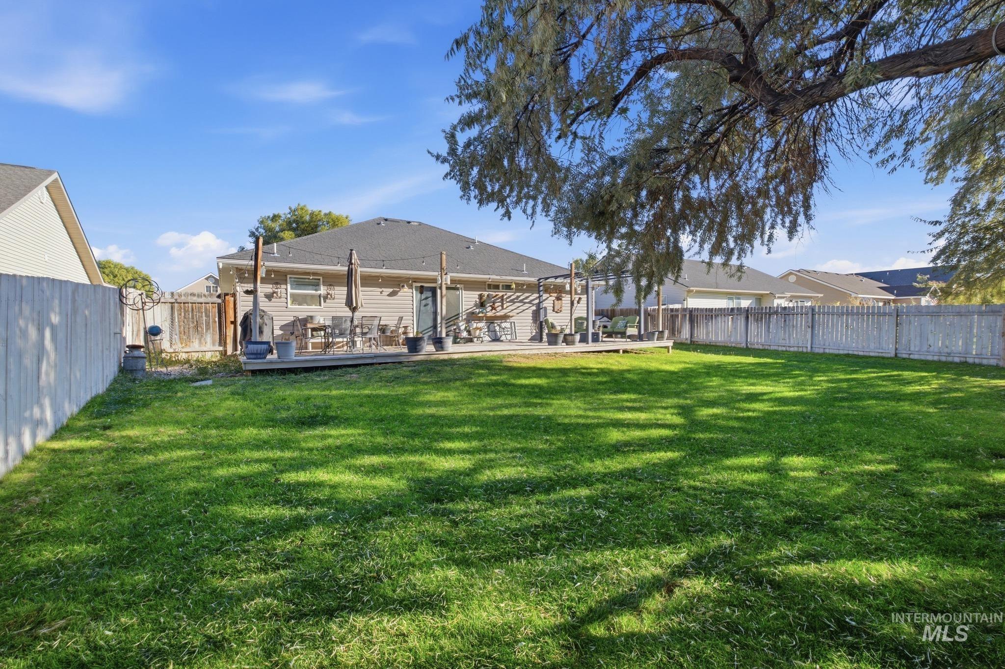 1009 Lauren Lane Property Photo 9