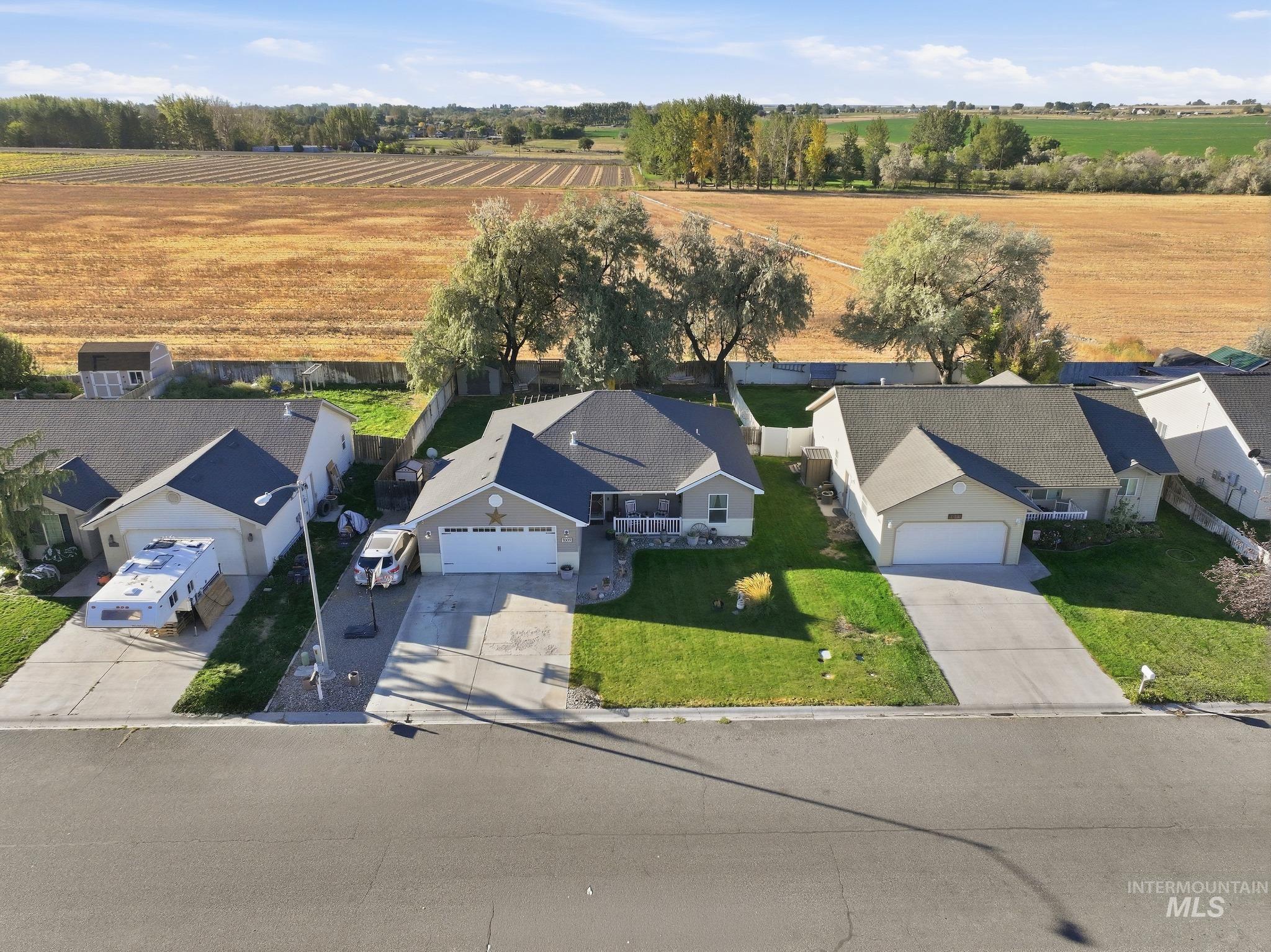 1009 Lauren Lane Property Photo 10