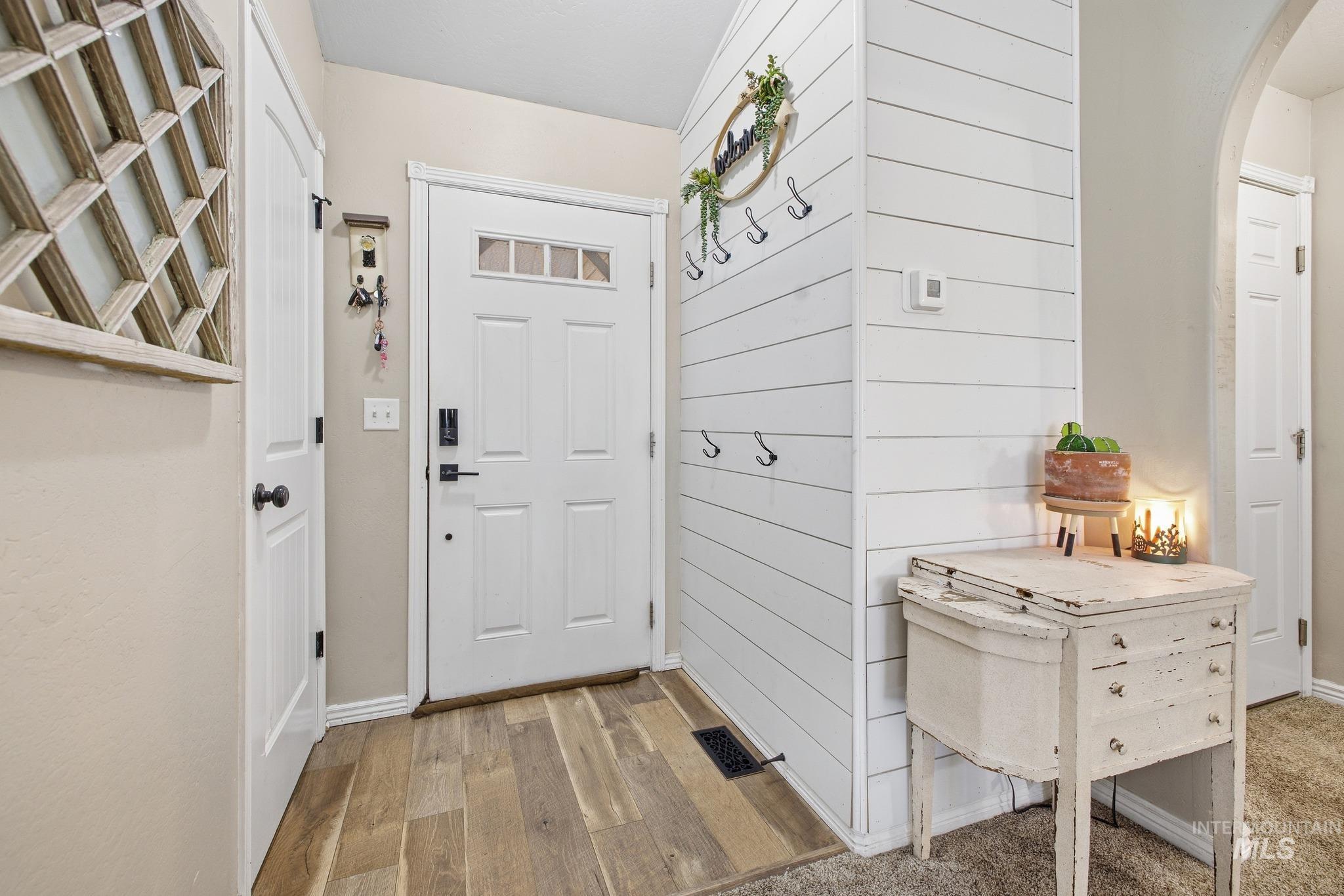 1009 Lauren Lane Property Photo 16