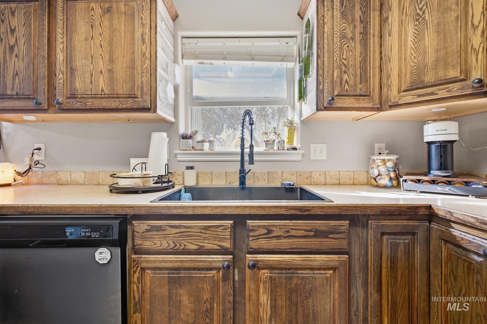 1009 Lauren Lane Property Photo 26