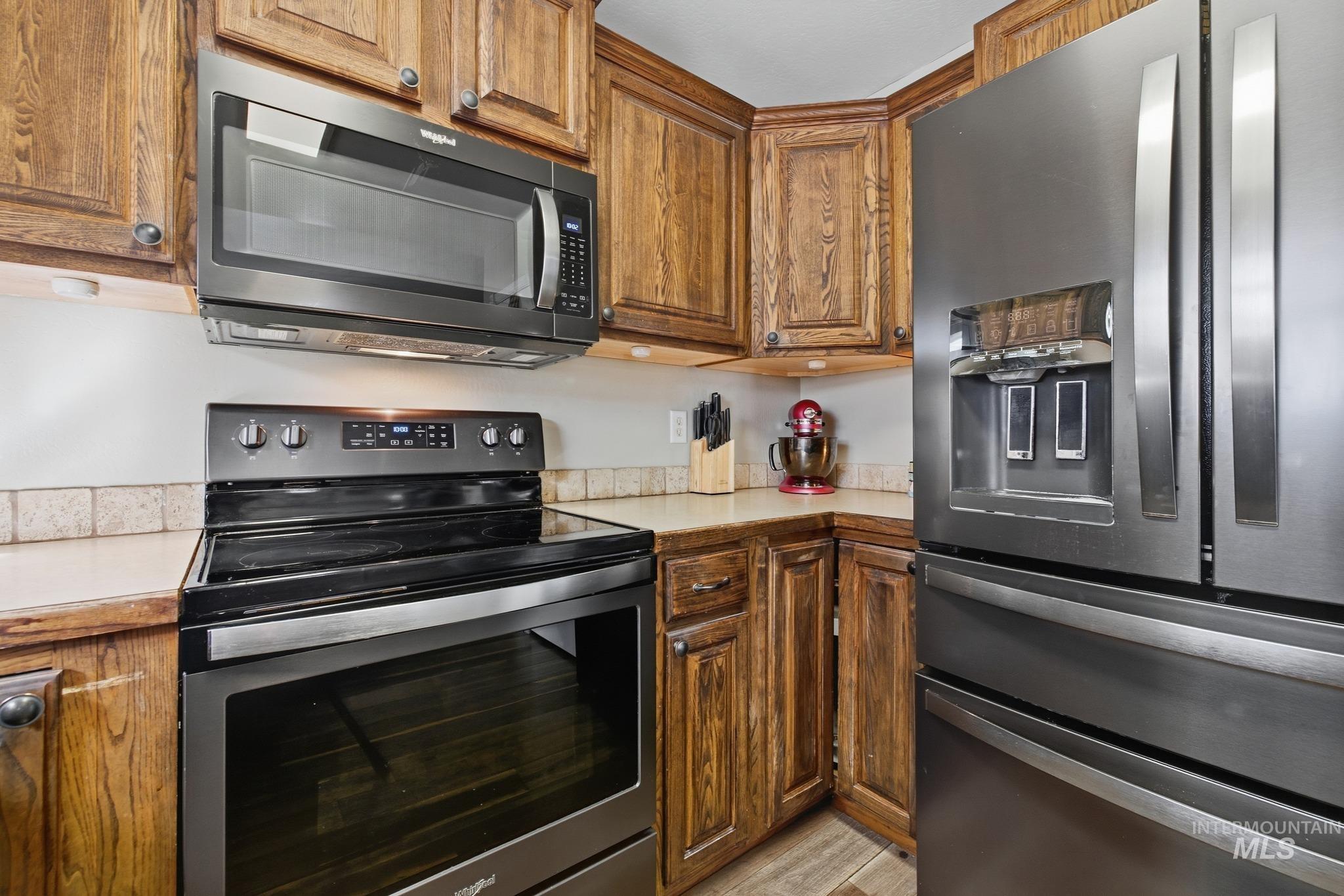 1009 Lauren Lane Property Photo 27