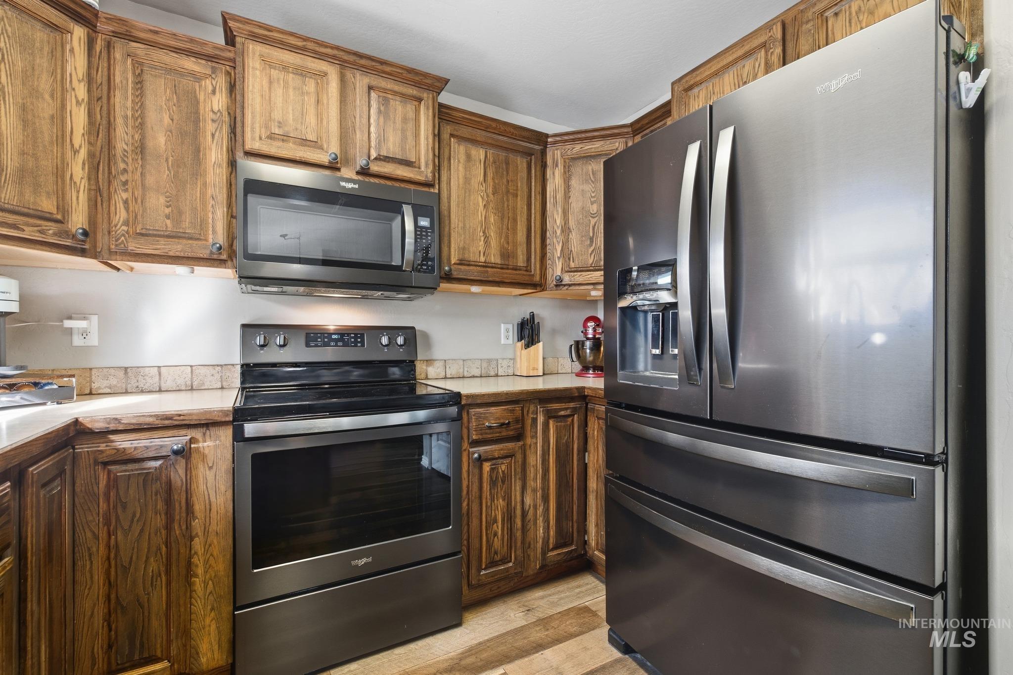1009 Lauren Lane Property Photo 28