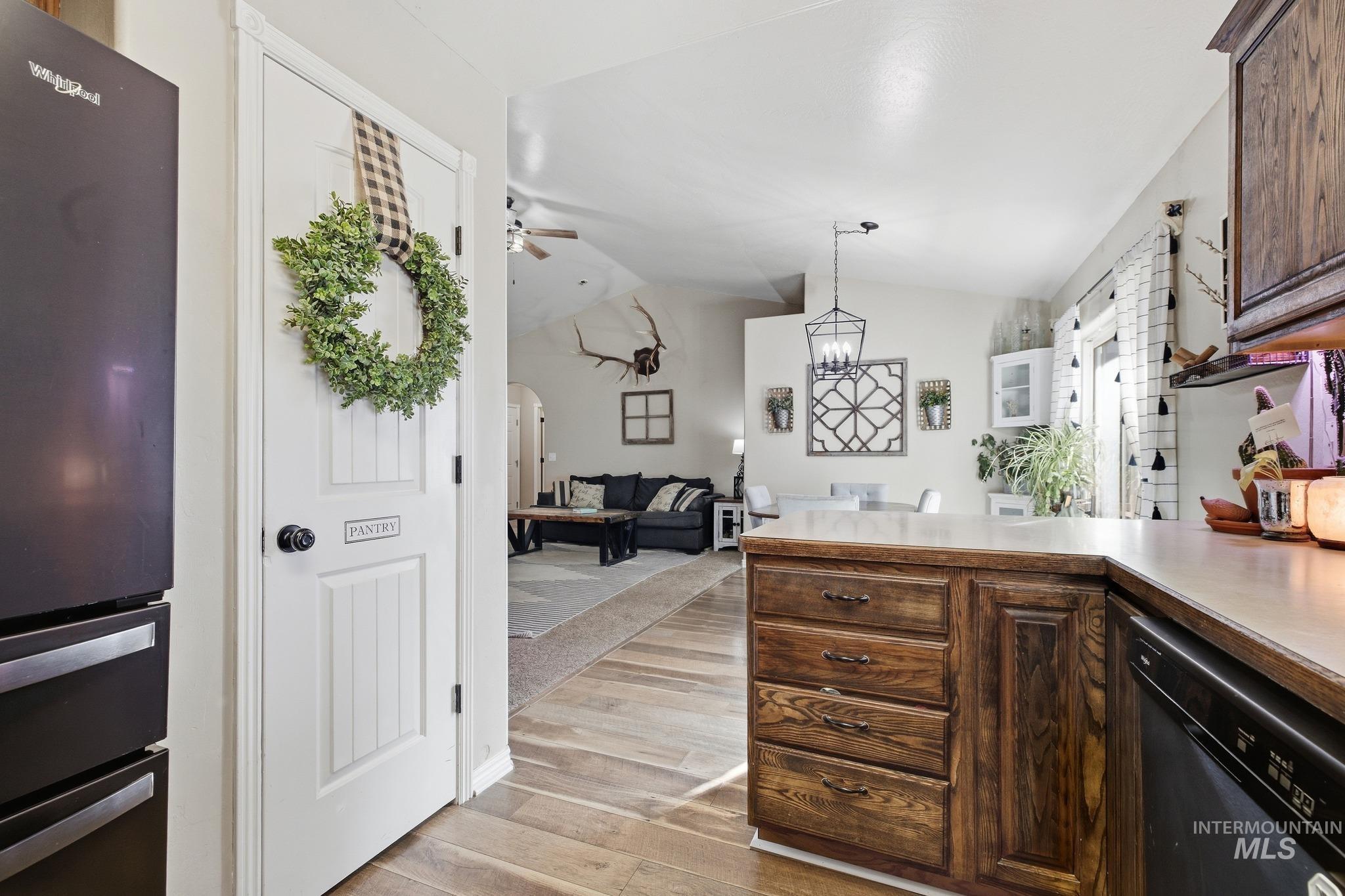1009 Lauren Lane Property Photo 29