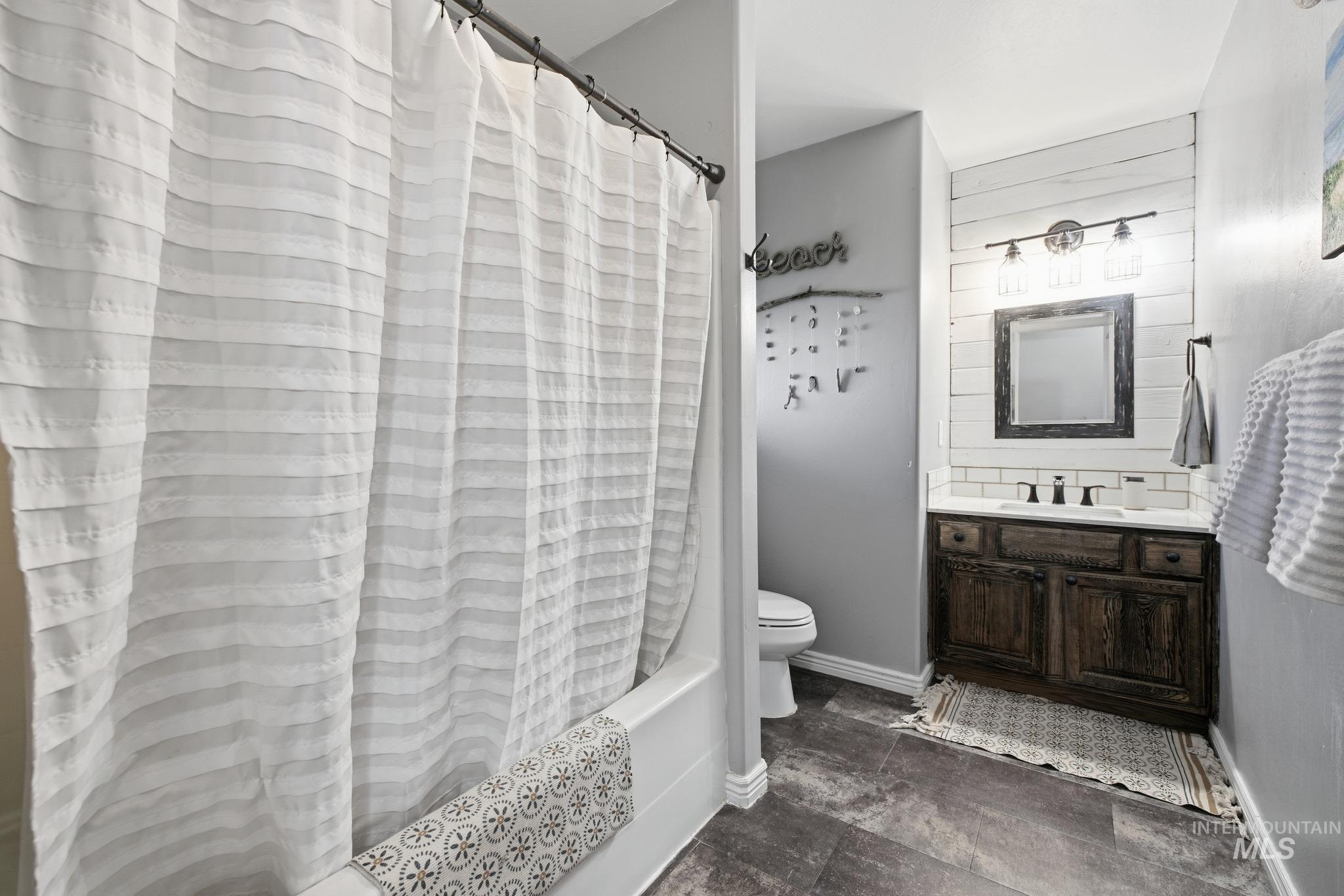 1009 Lauren Lane Property Photo 37