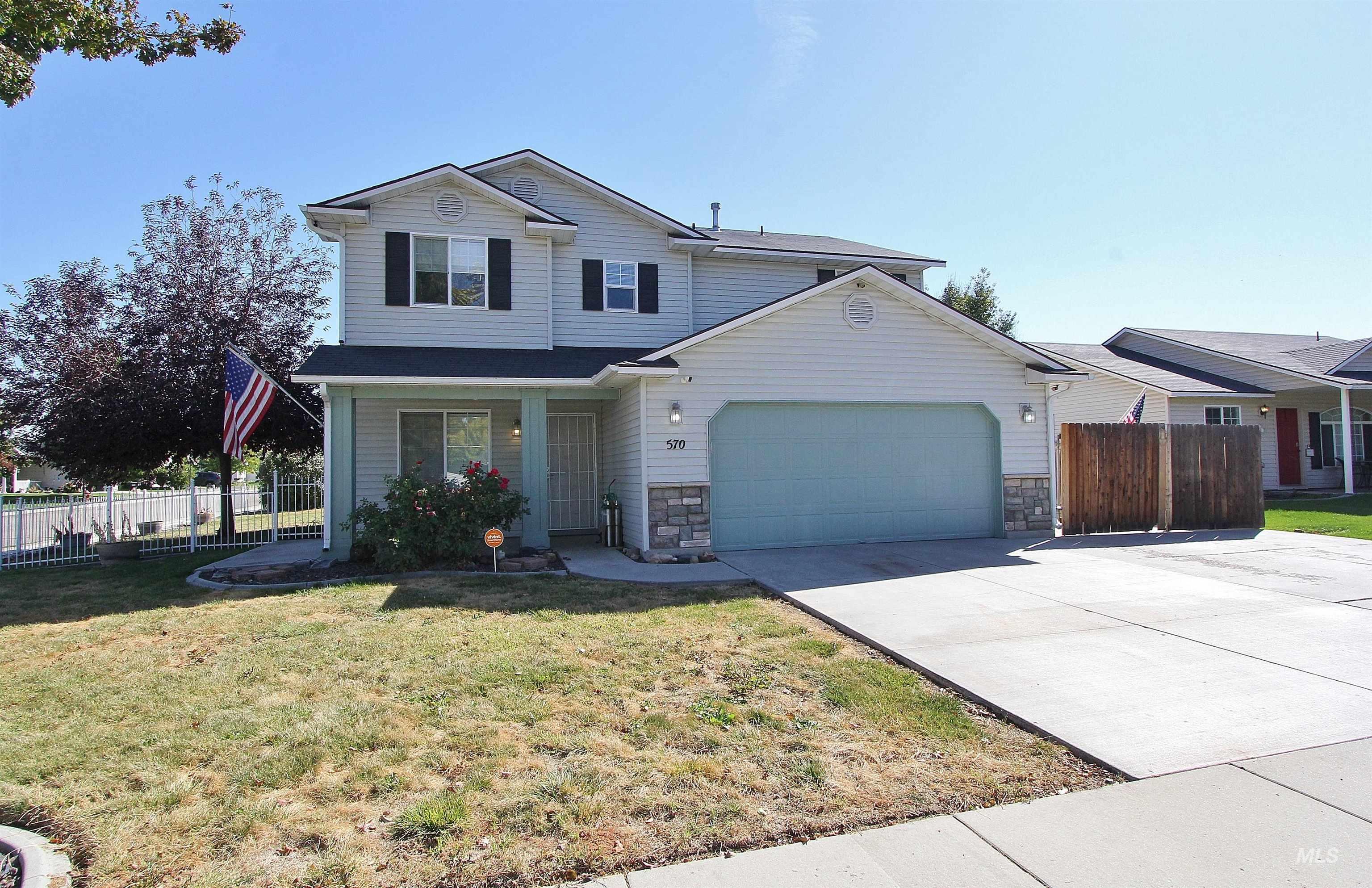 570 N Sourwood Avenue Property Photo 1