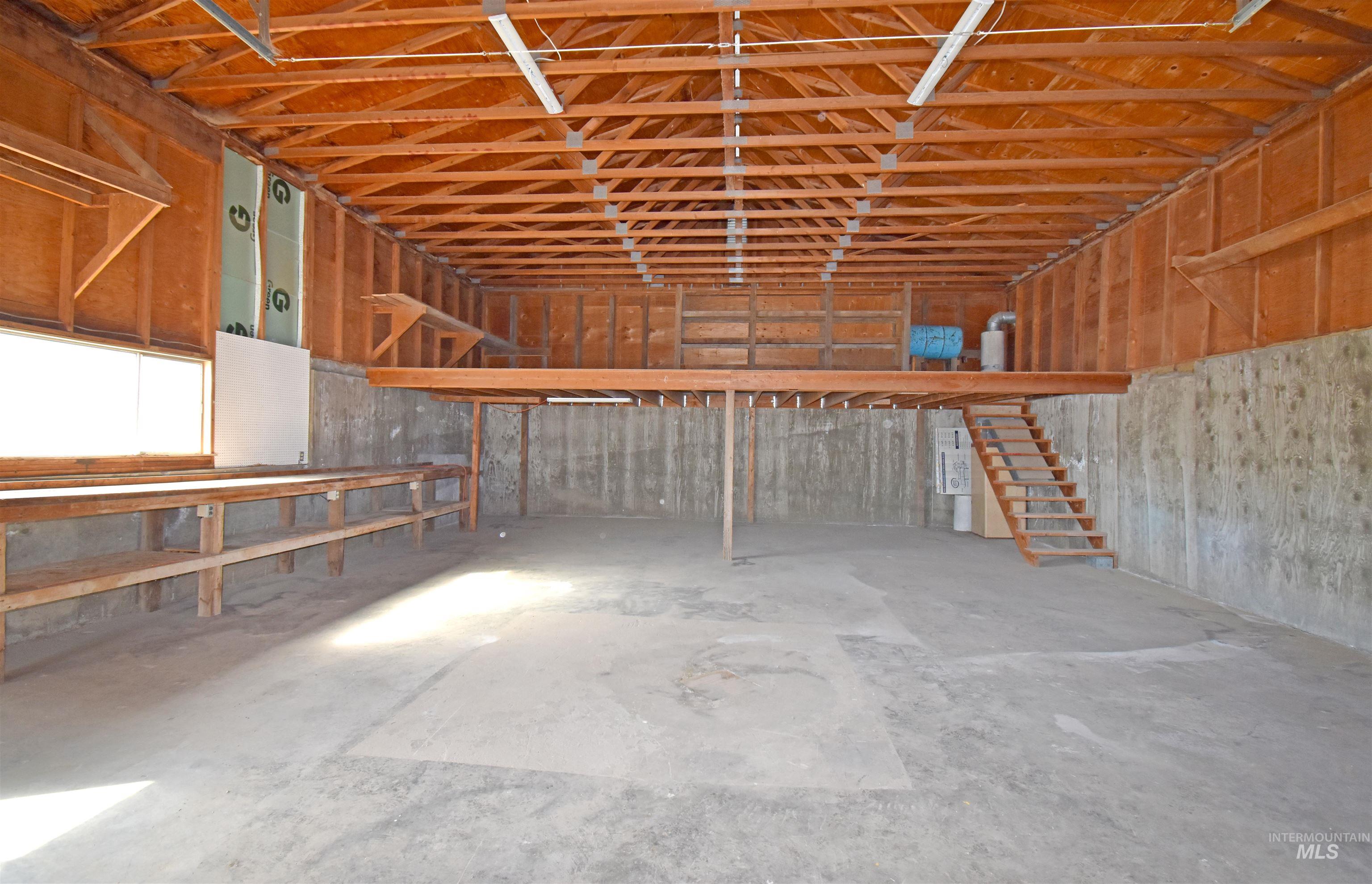 2795 Ben Johnson Road Property Photo 4