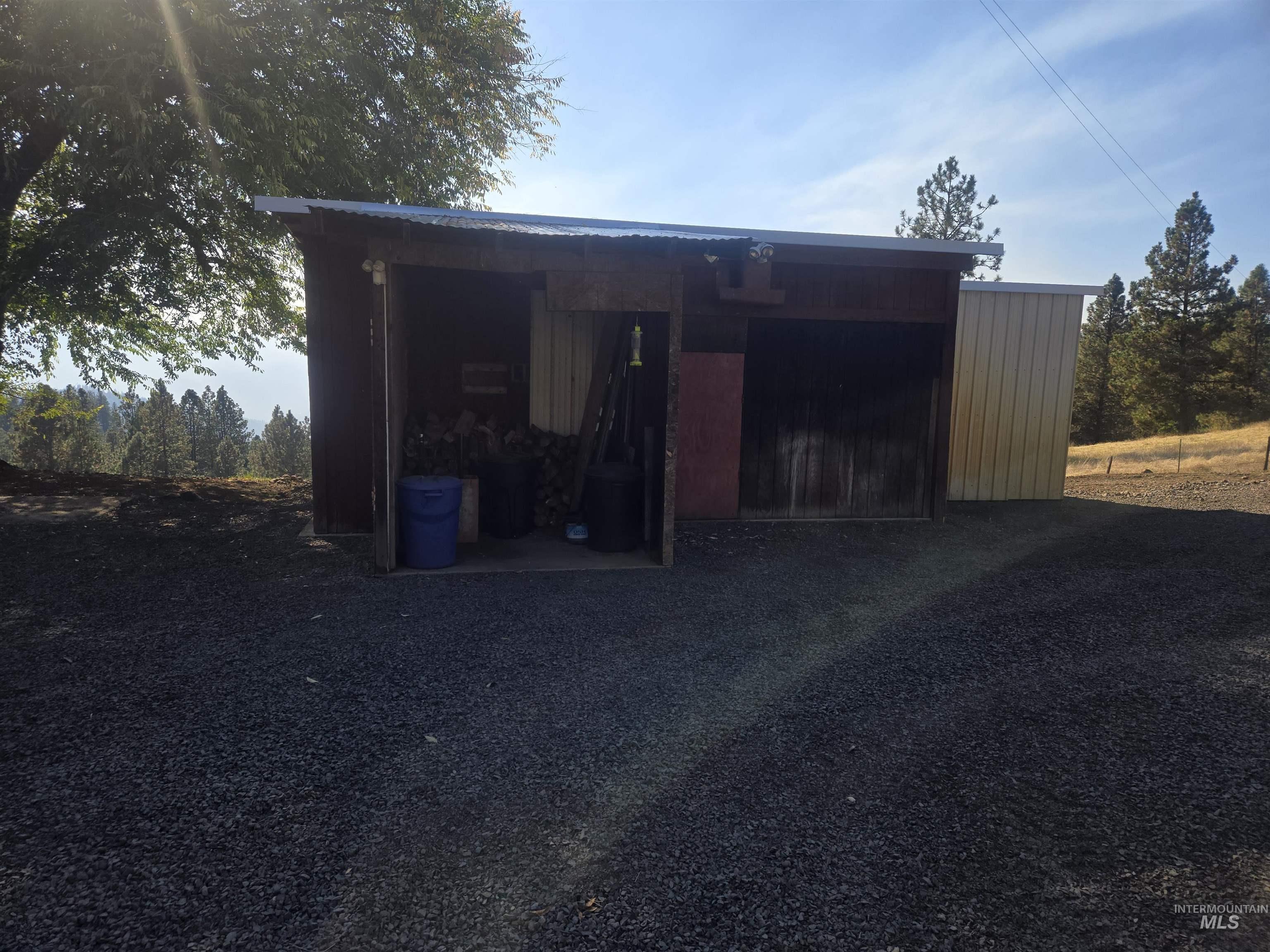 4099 Lakeview Road Property Photo 15