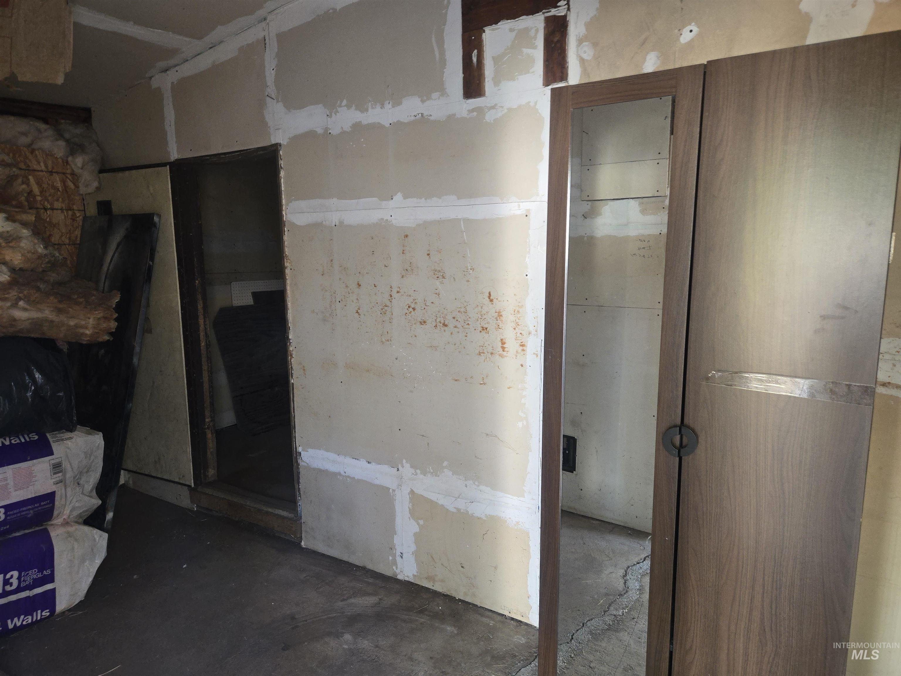4099 Lakeview Road Property Photo 25