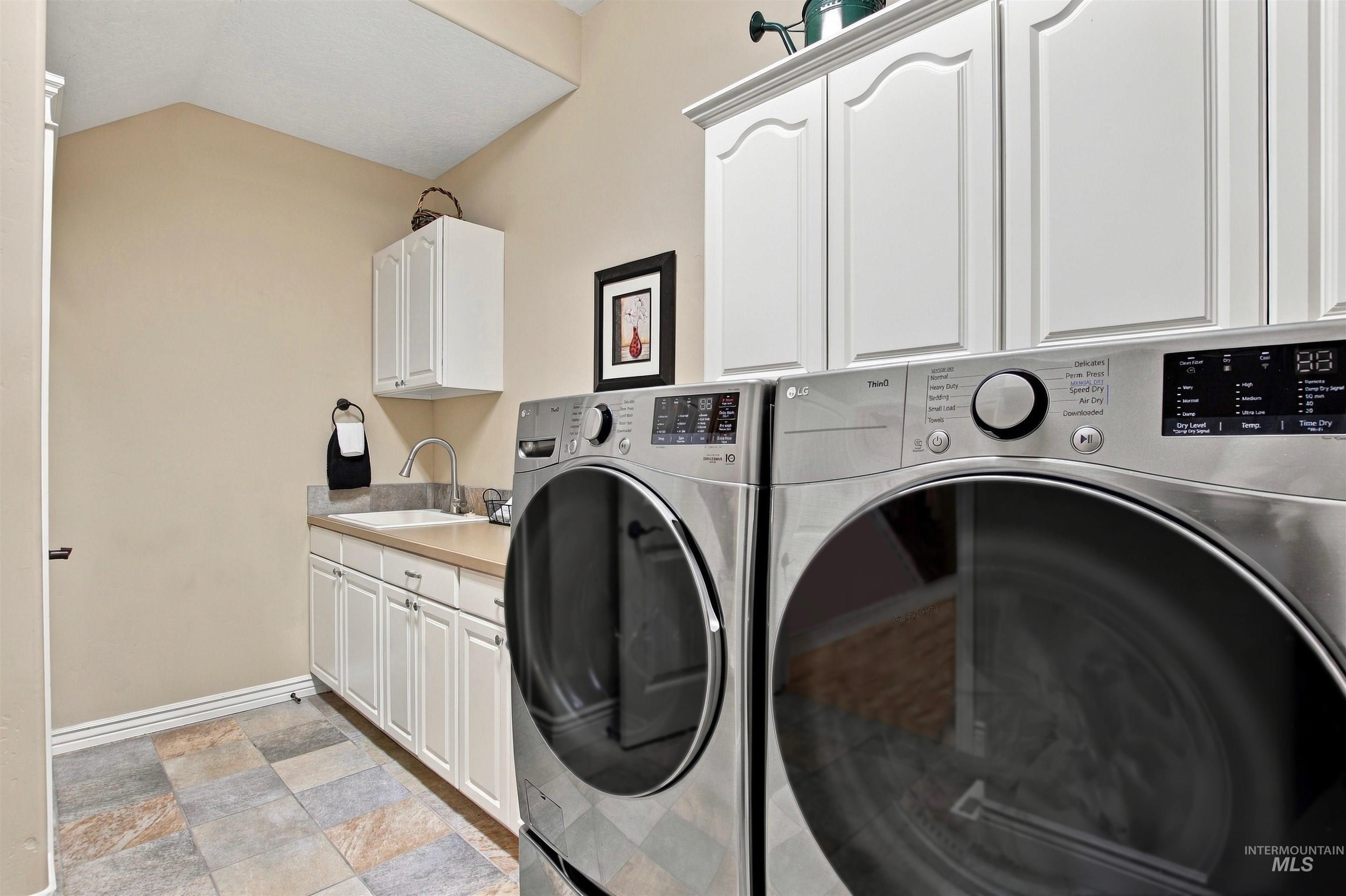 3150 S Glacier Bay Way Property Photo 18