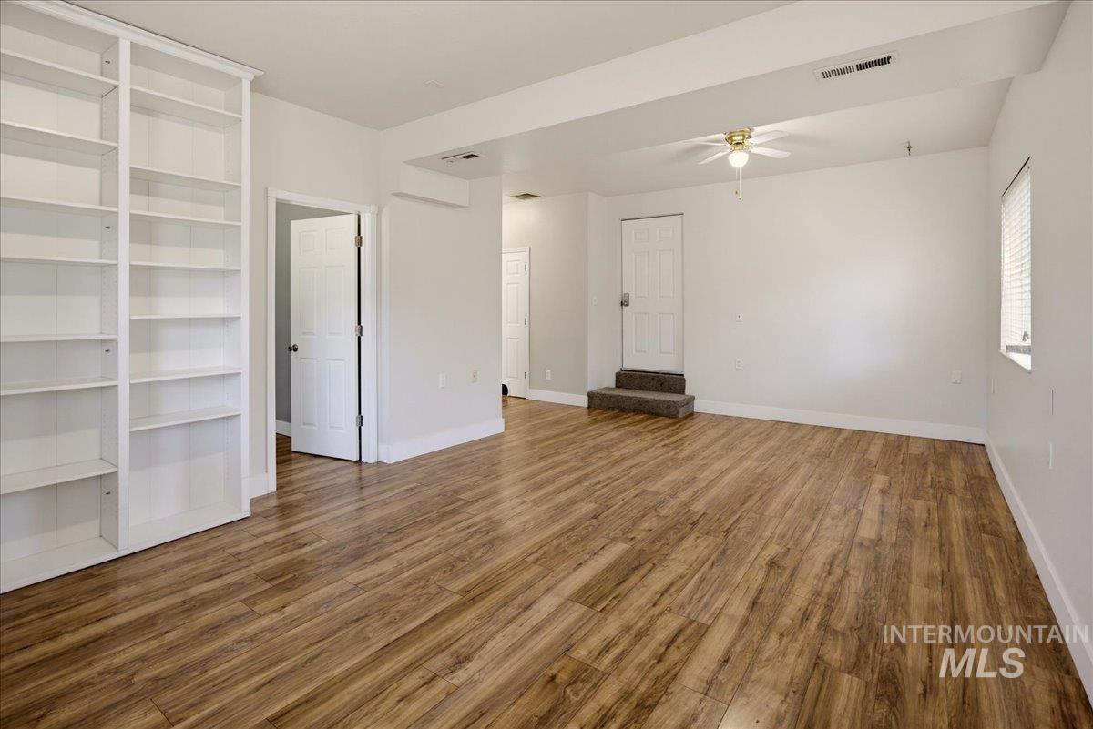 709 Monticello Ct Property Photo 17