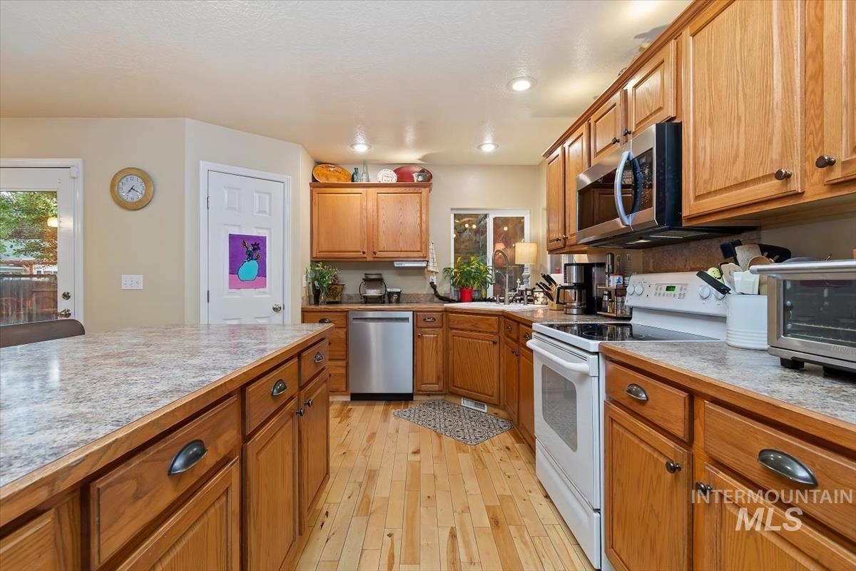 152 E Cassidy Dr. Property Photo 31