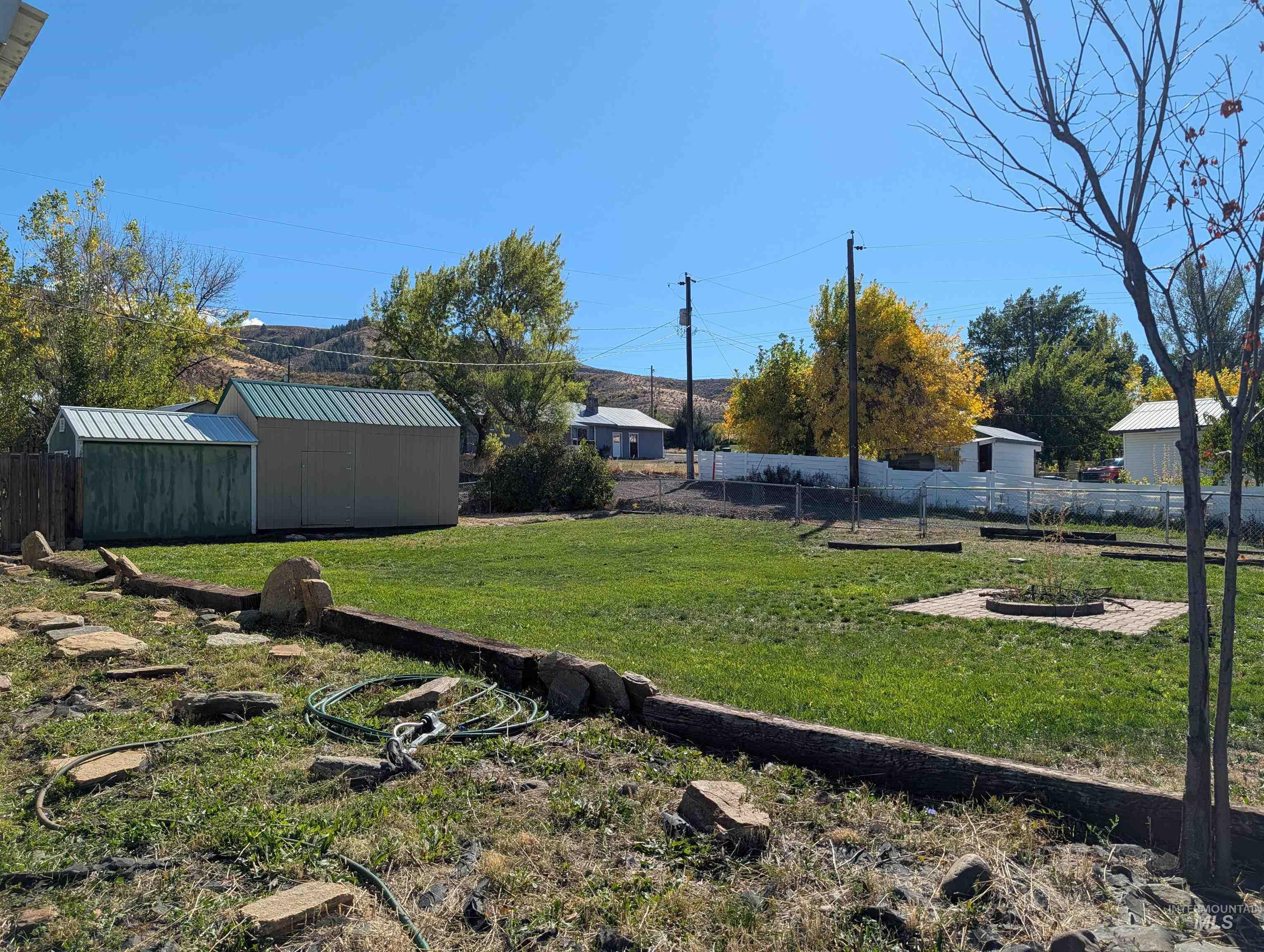 802 E Lucile Avenue Property Photo 4