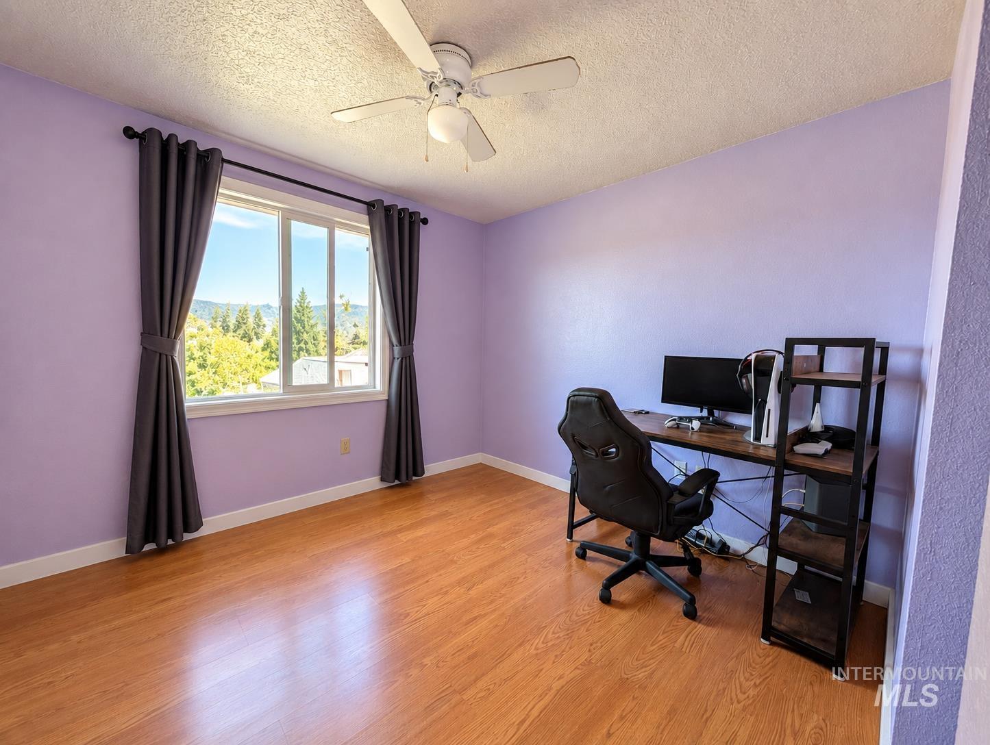 802 E Lucile Avenue Property Photo 14