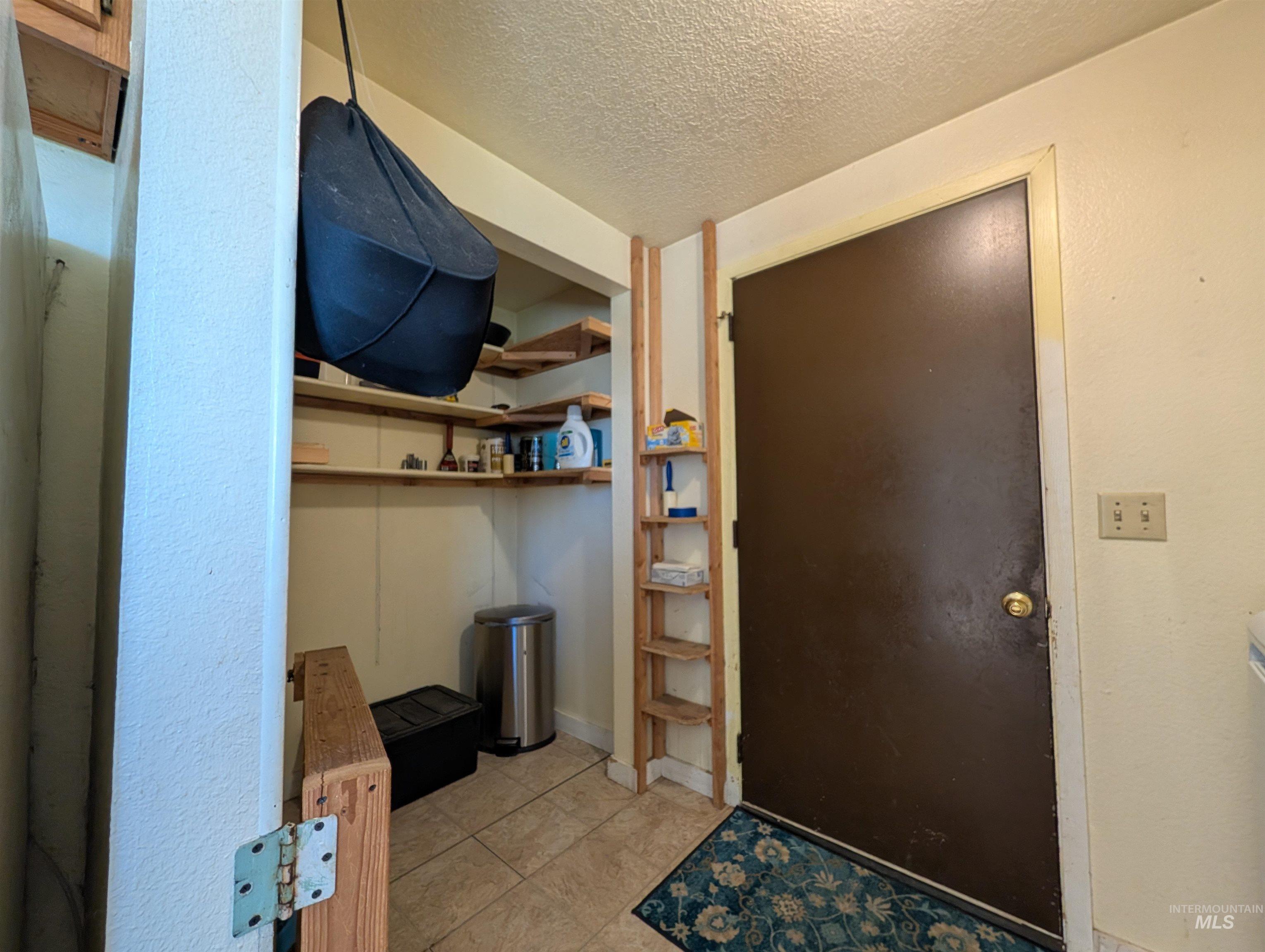 802 E Lucile Avenue Property Photo 20