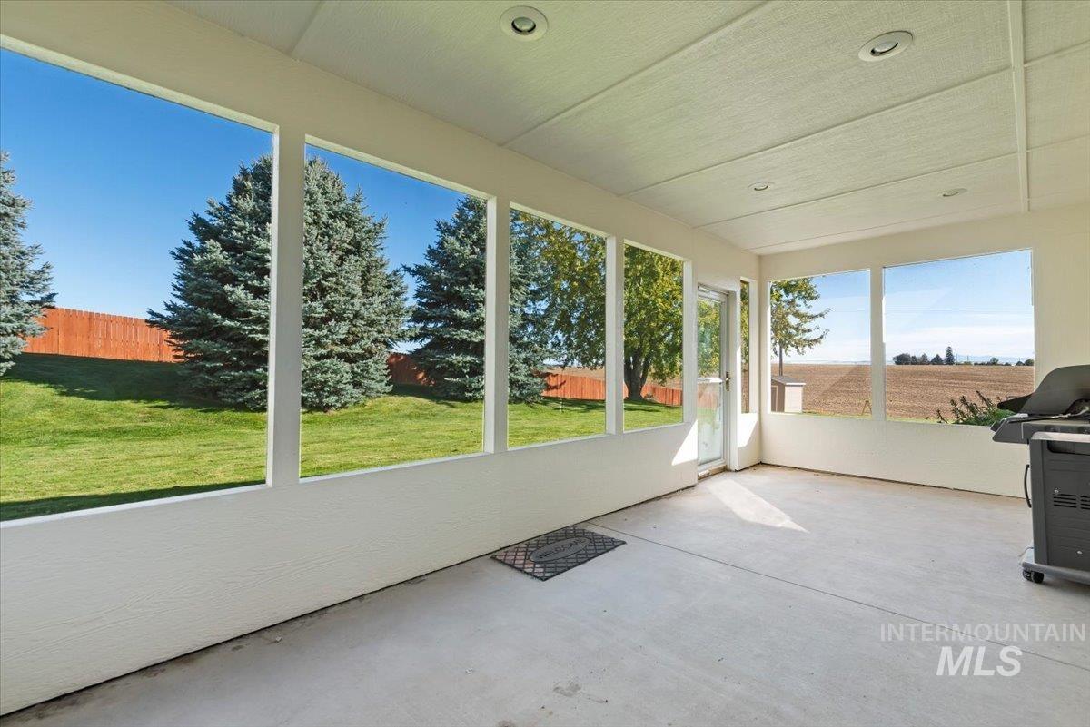 24240 Tiger Lane Property Photo 33
