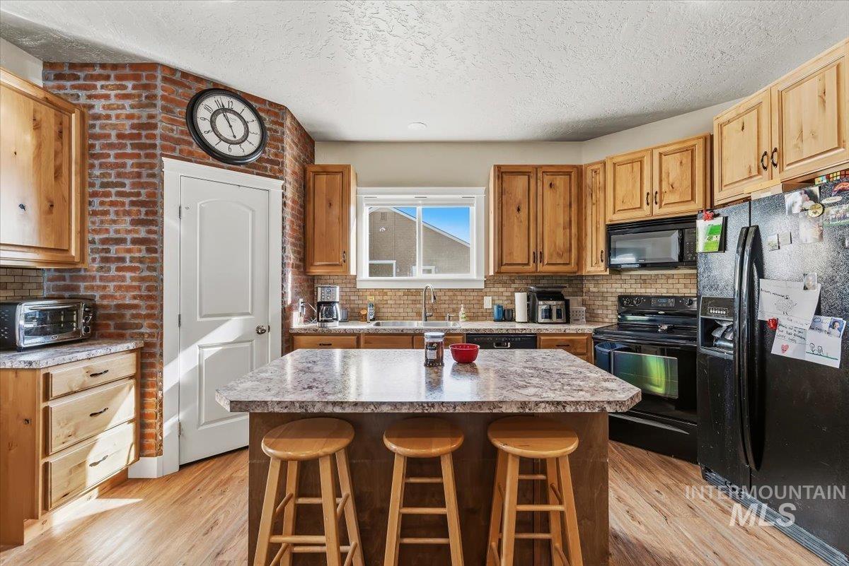 24240 Tiger Lane Property Photo 38