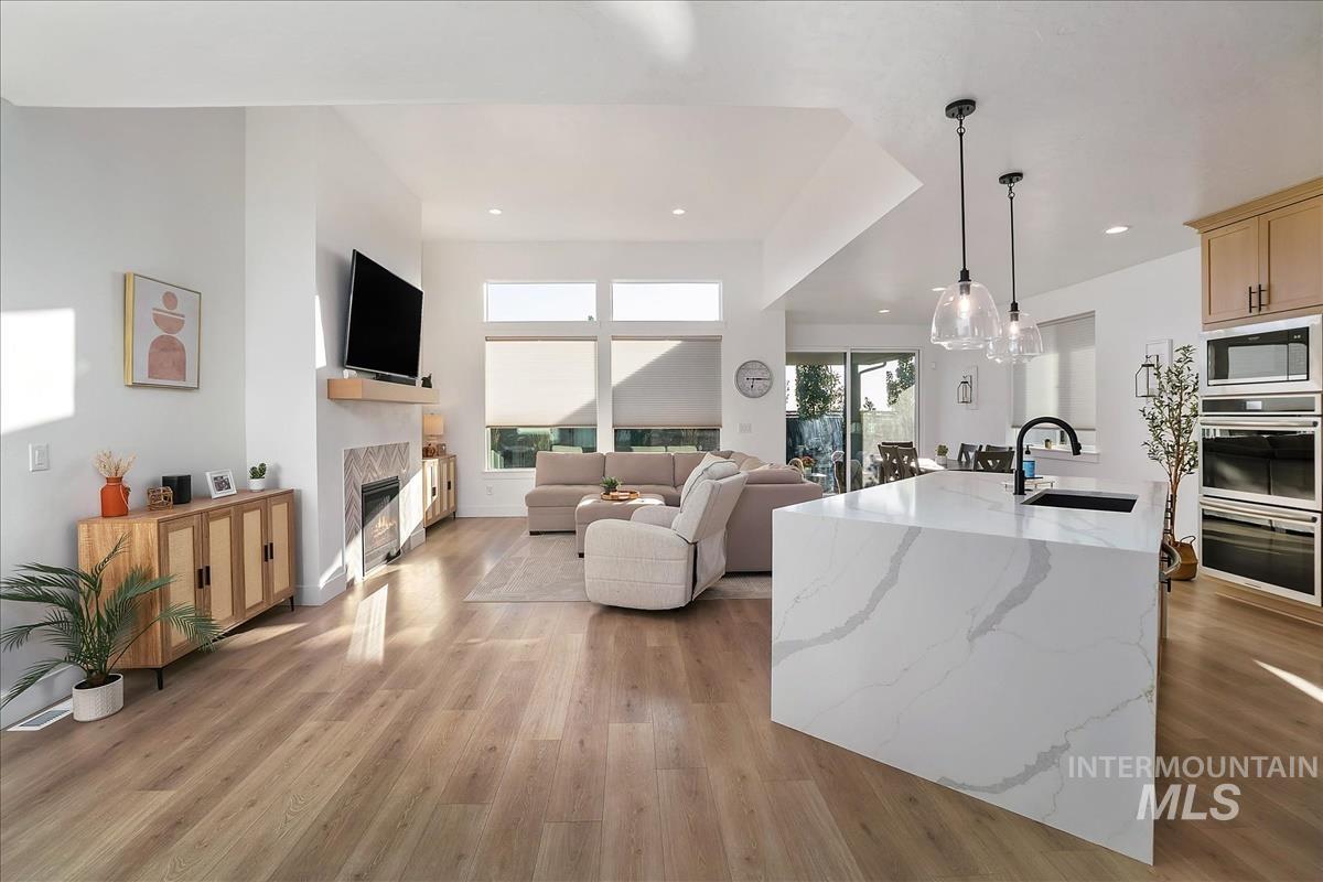 7771 W Daybreak Run Ct Property Photo 8