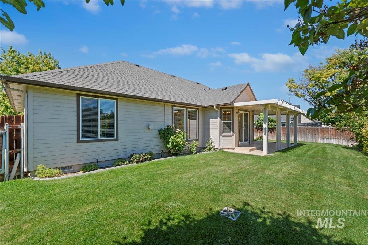 3314 S Raintree Property Photo 29