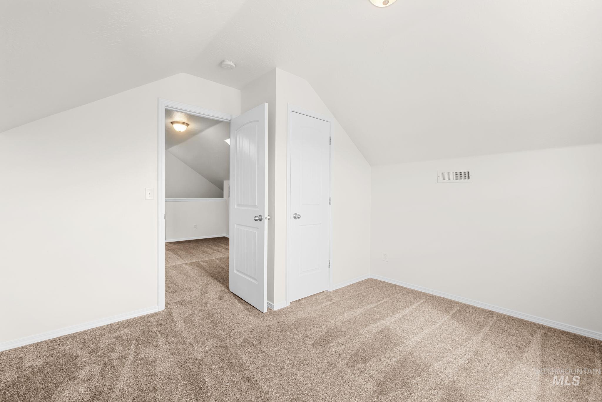 16979 N Kettering Ct Property Photo 34