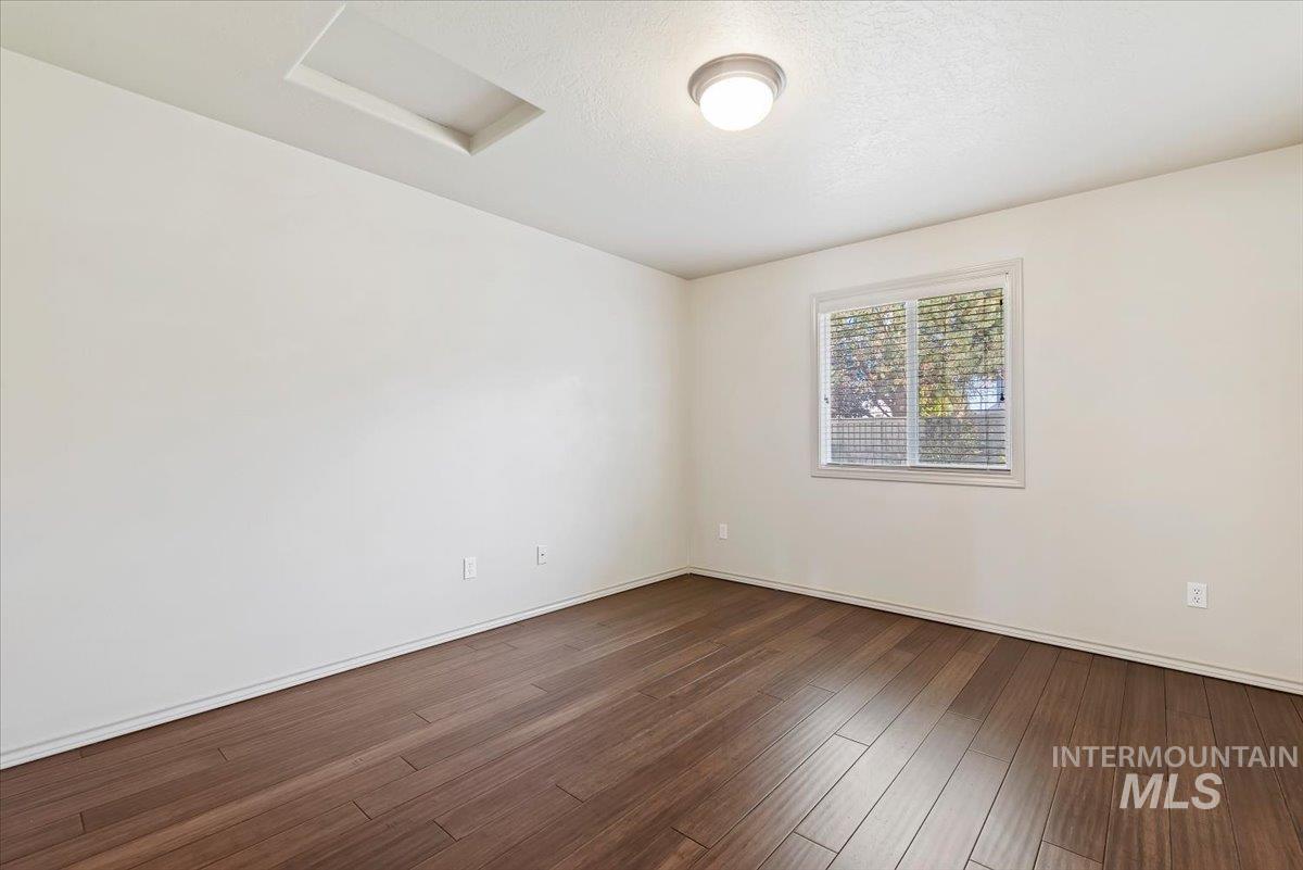 756 E Wild Lilac Ct Property Photo 23