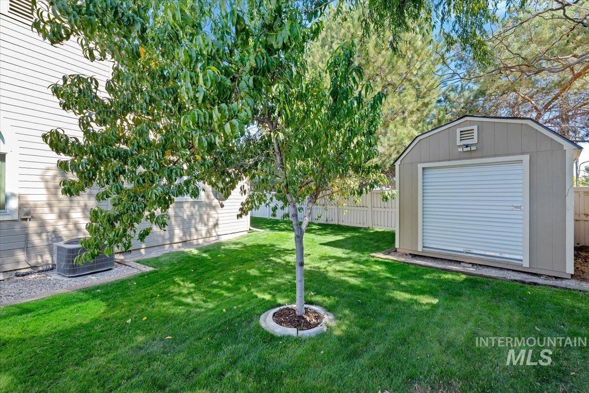756 E Wild Lilac Ct Property Photo 37