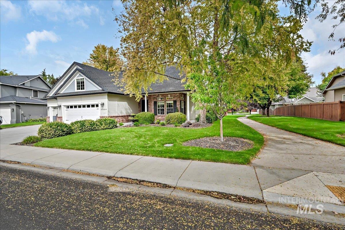 14554 W Woodspring Dr Property Photo 4