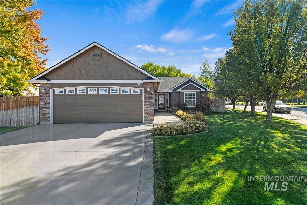 3398 S Featherly Way Property Photo 3