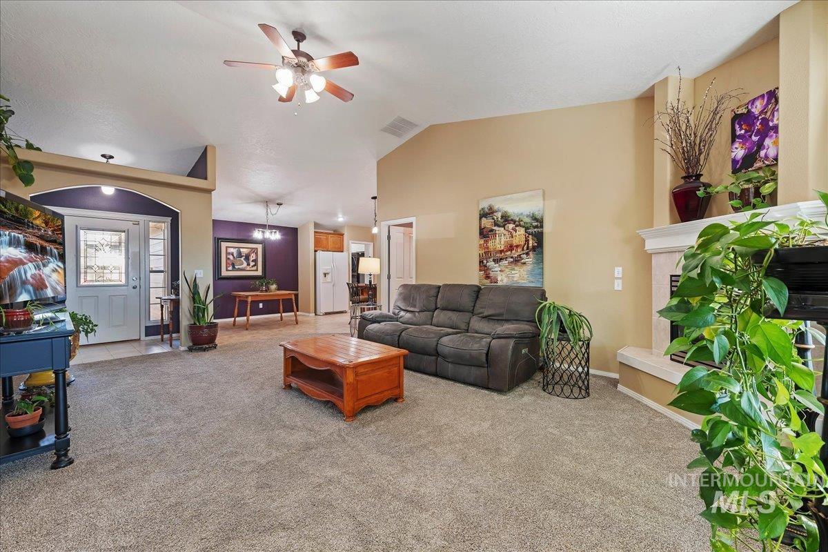 3398 S Featherly Way Property Photo 6