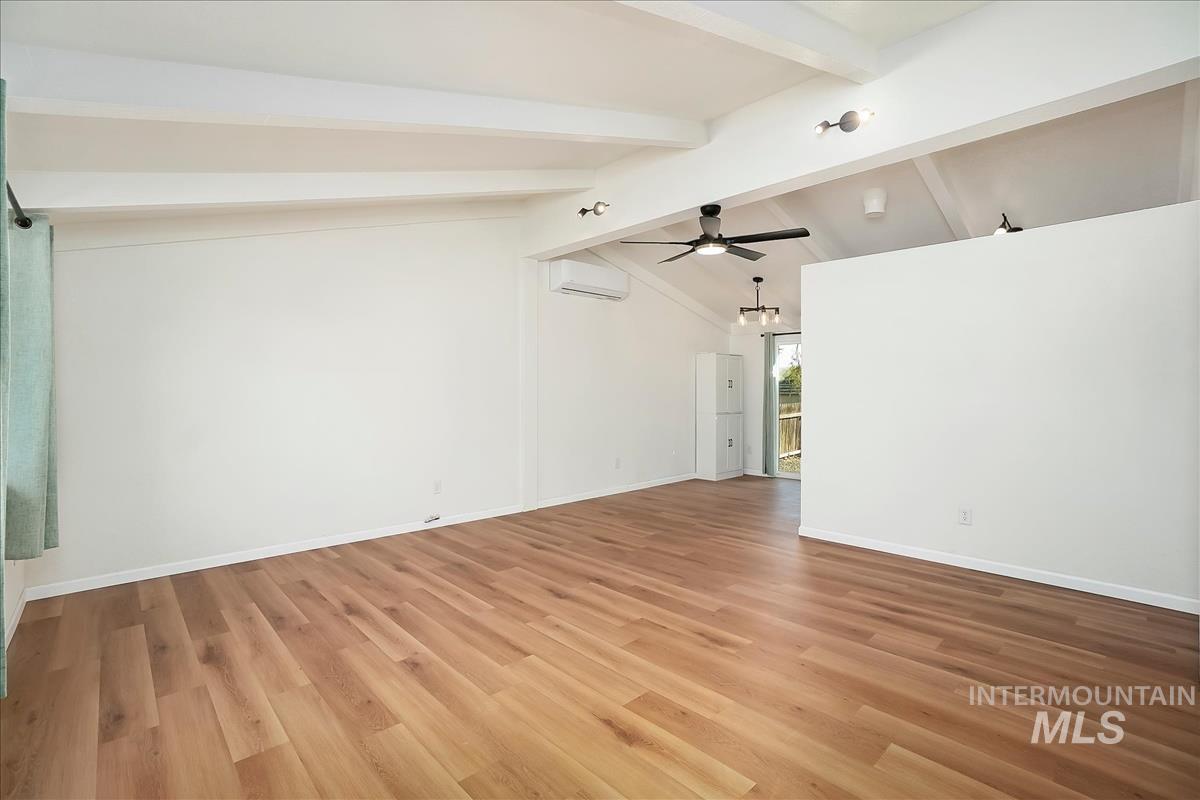 1104 S Johns Property Photo 7