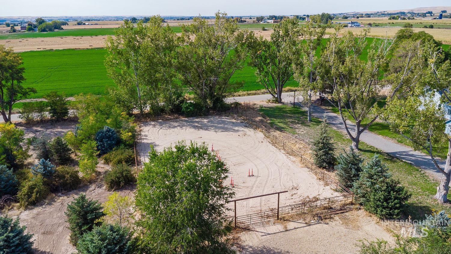 3500 Beacon Property Photo 48