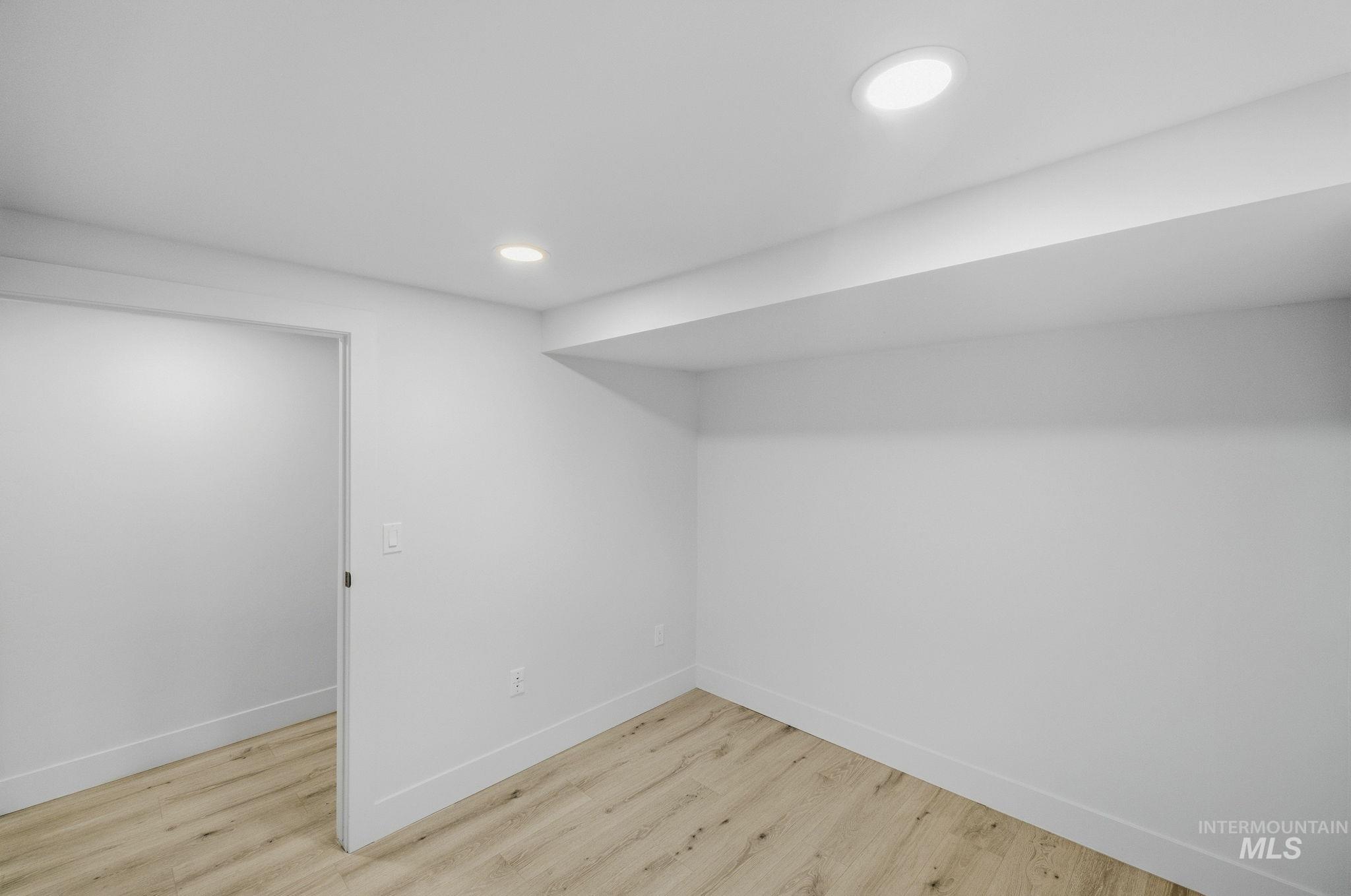 3113 W. Overland Road Property Photo 26