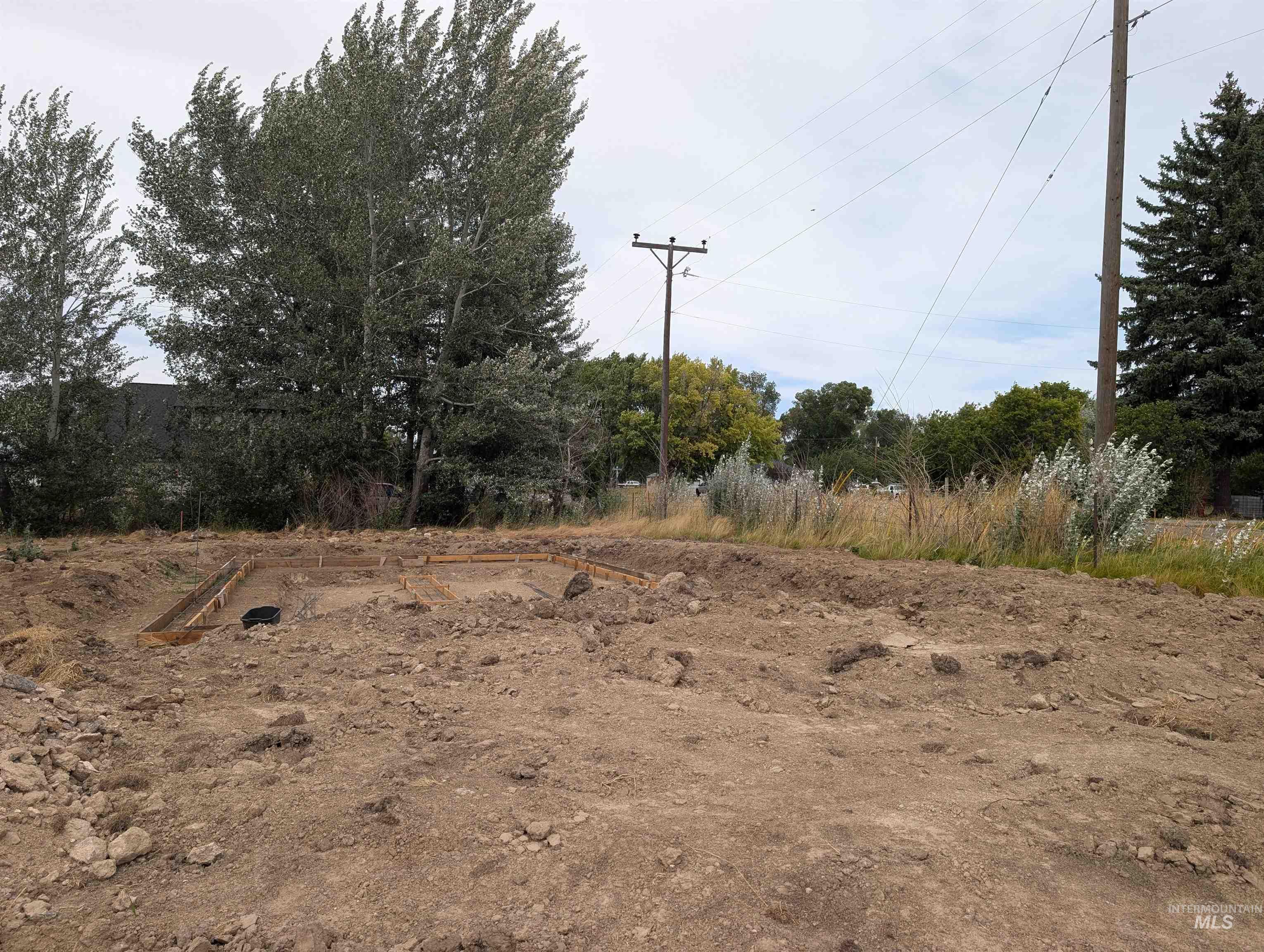 220 W Cassia Property Photo 2