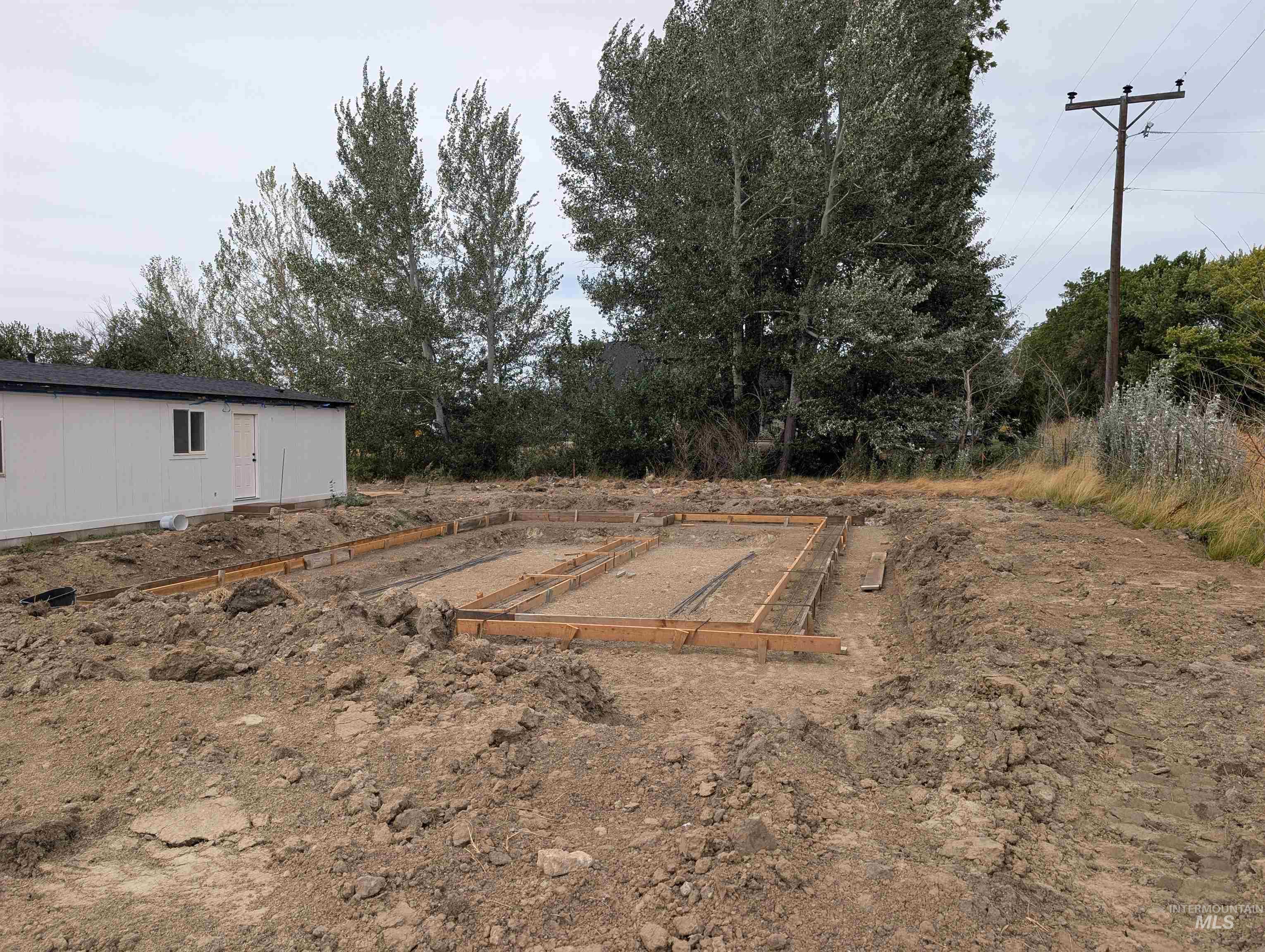 220 W Cassia Property Photo 3