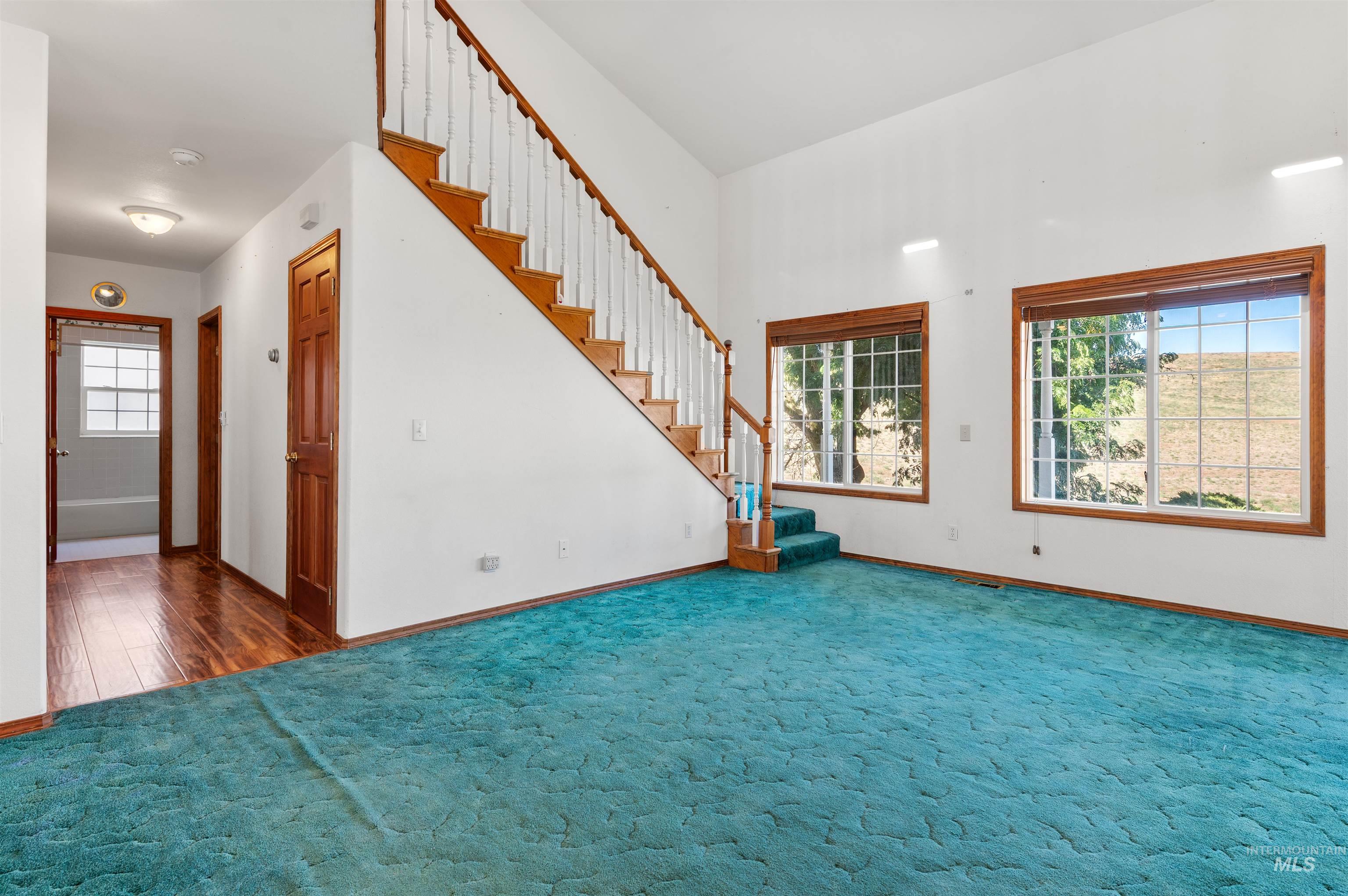 30344 Leland Road Property Photo 10