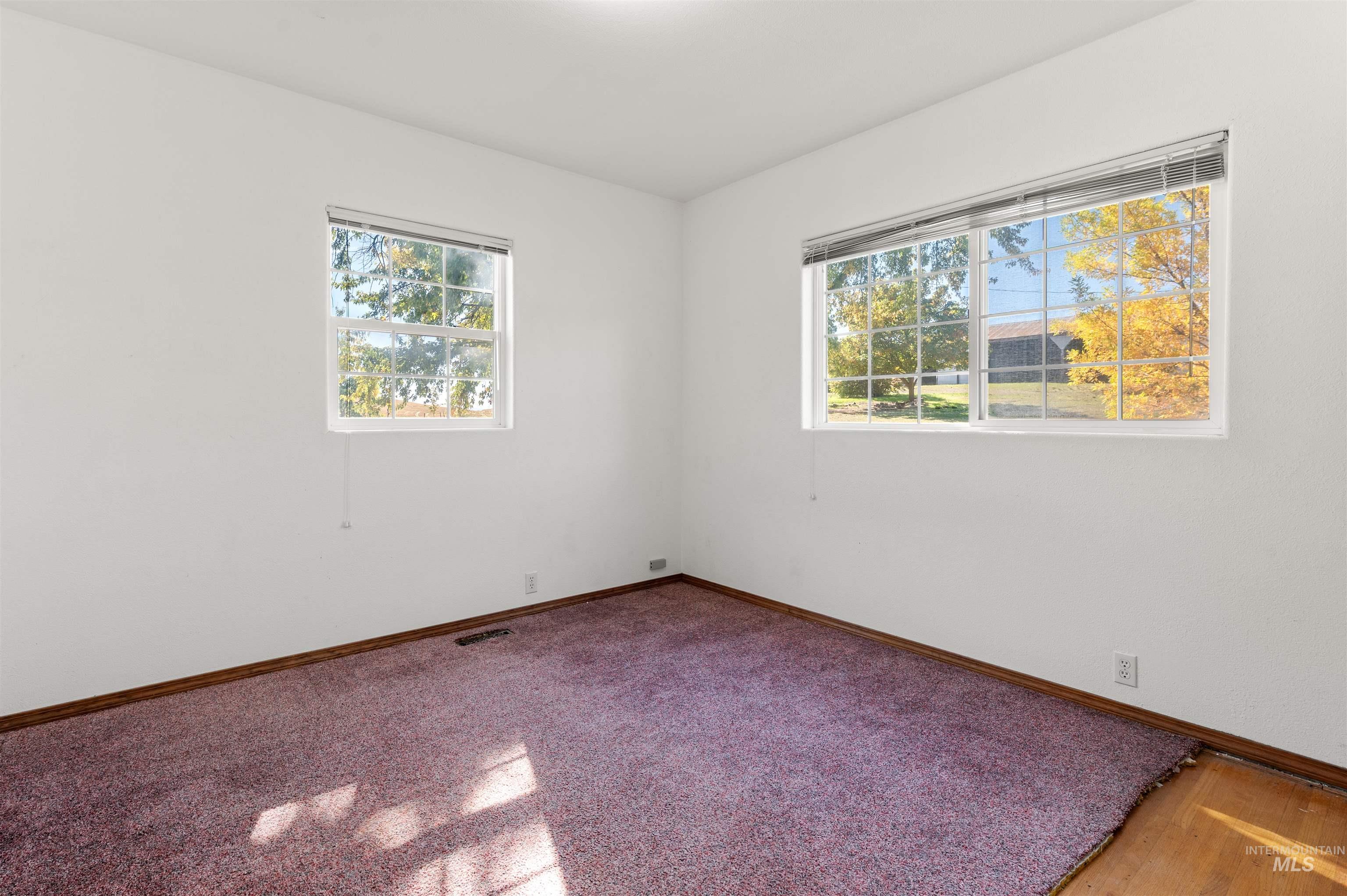 30344 Leland Road Property Photo 17
