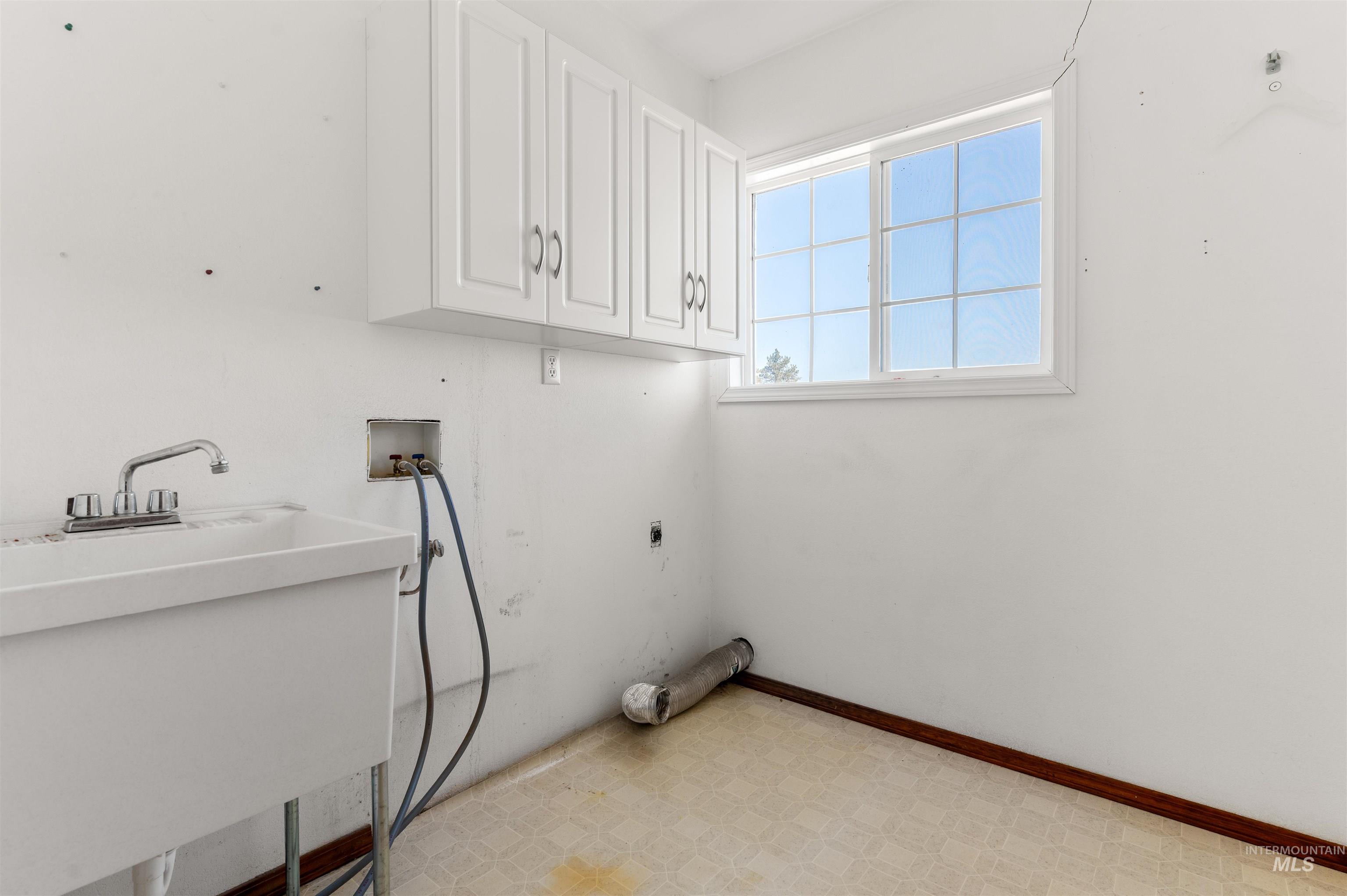 30344 Leland Road Property Photo 29