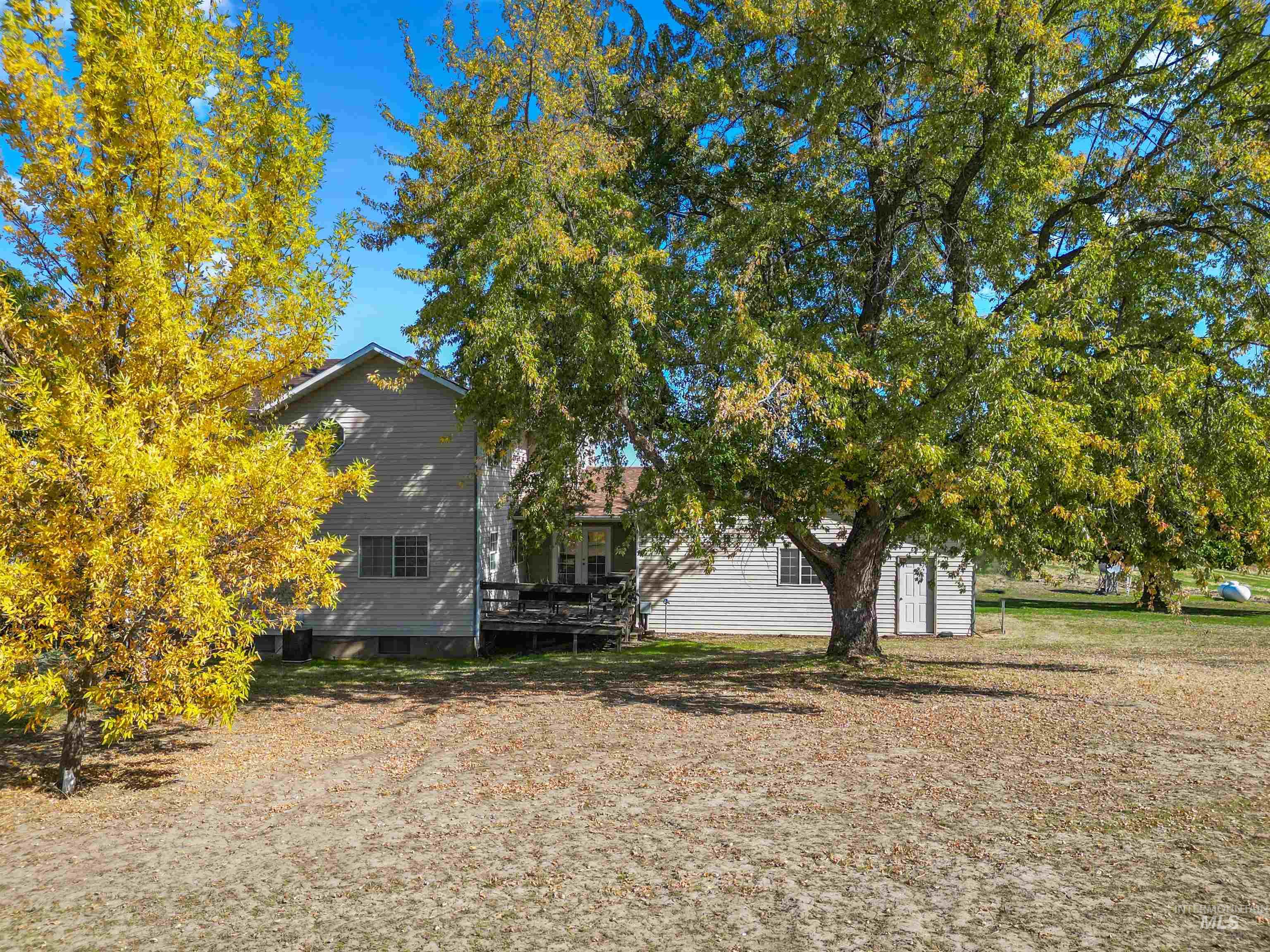 30344 Leland Road Property Photo 32