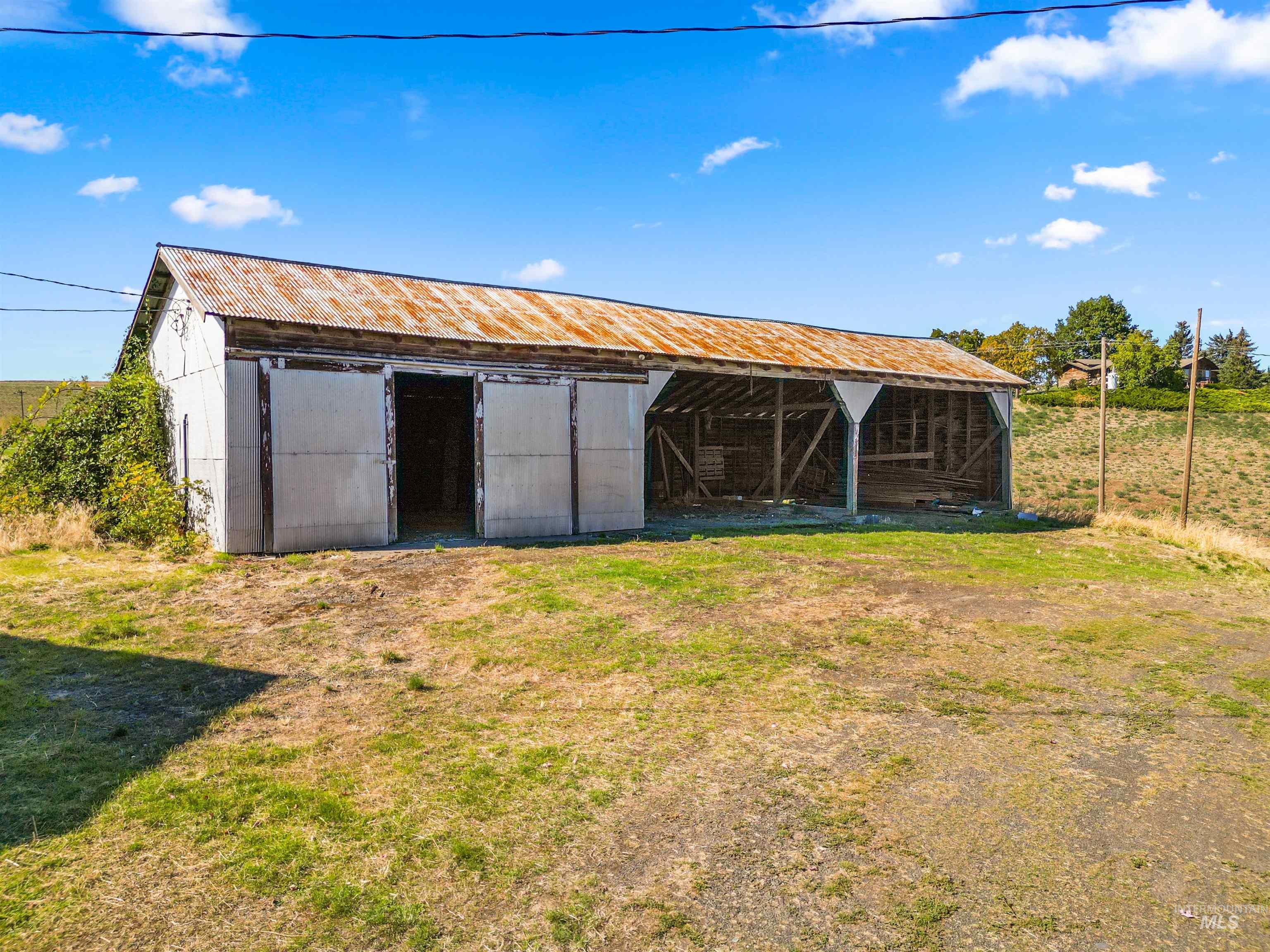 30344 Leland Road Property Photo 34